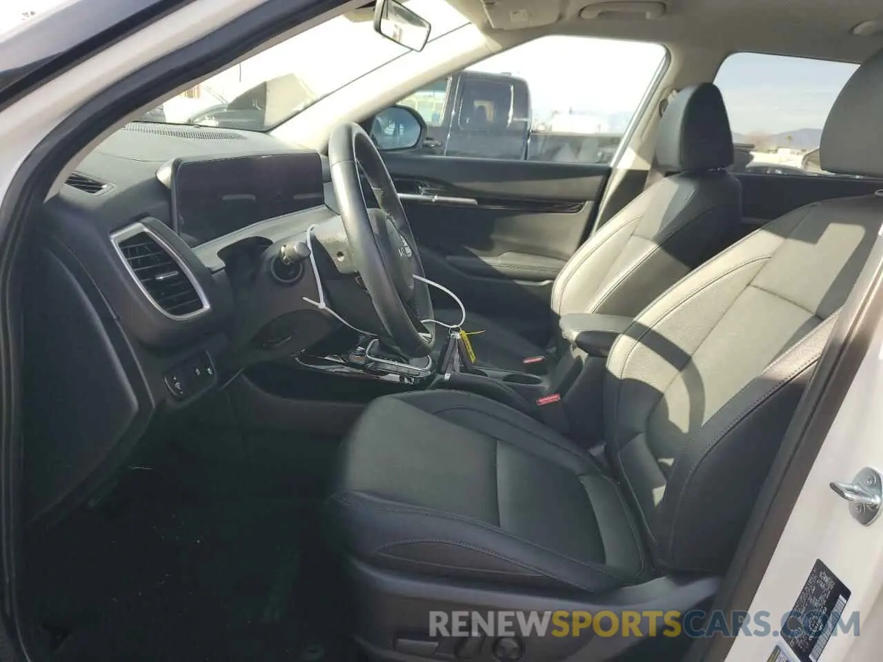 7 fotografías del automóvil dañado KNDER2AAXR7511458 KIA SELTOS 2024