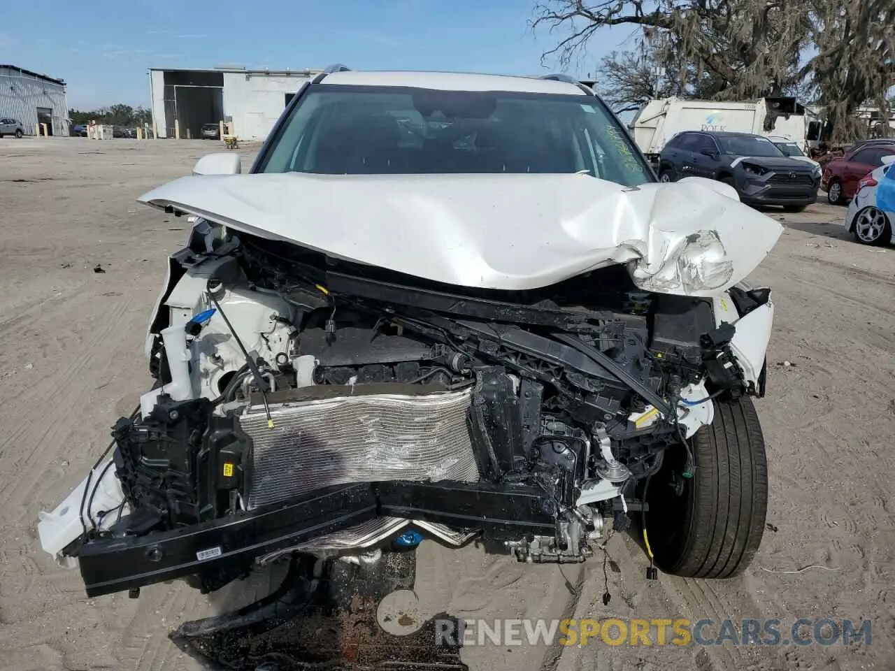 5 fotografías del automóvil dañado KNDERCAA0R7484955 KIA SELTOS 2024
