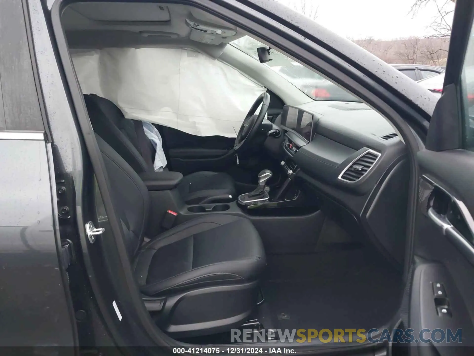 5 fotografías del automóvil dañado KNDERCAA0R7601790 KIA SELTOS 2024