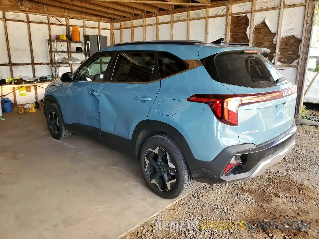 2 fotografías del automóvil dañado KNDERCAA1R7639951 KIA SELTOS 2024
