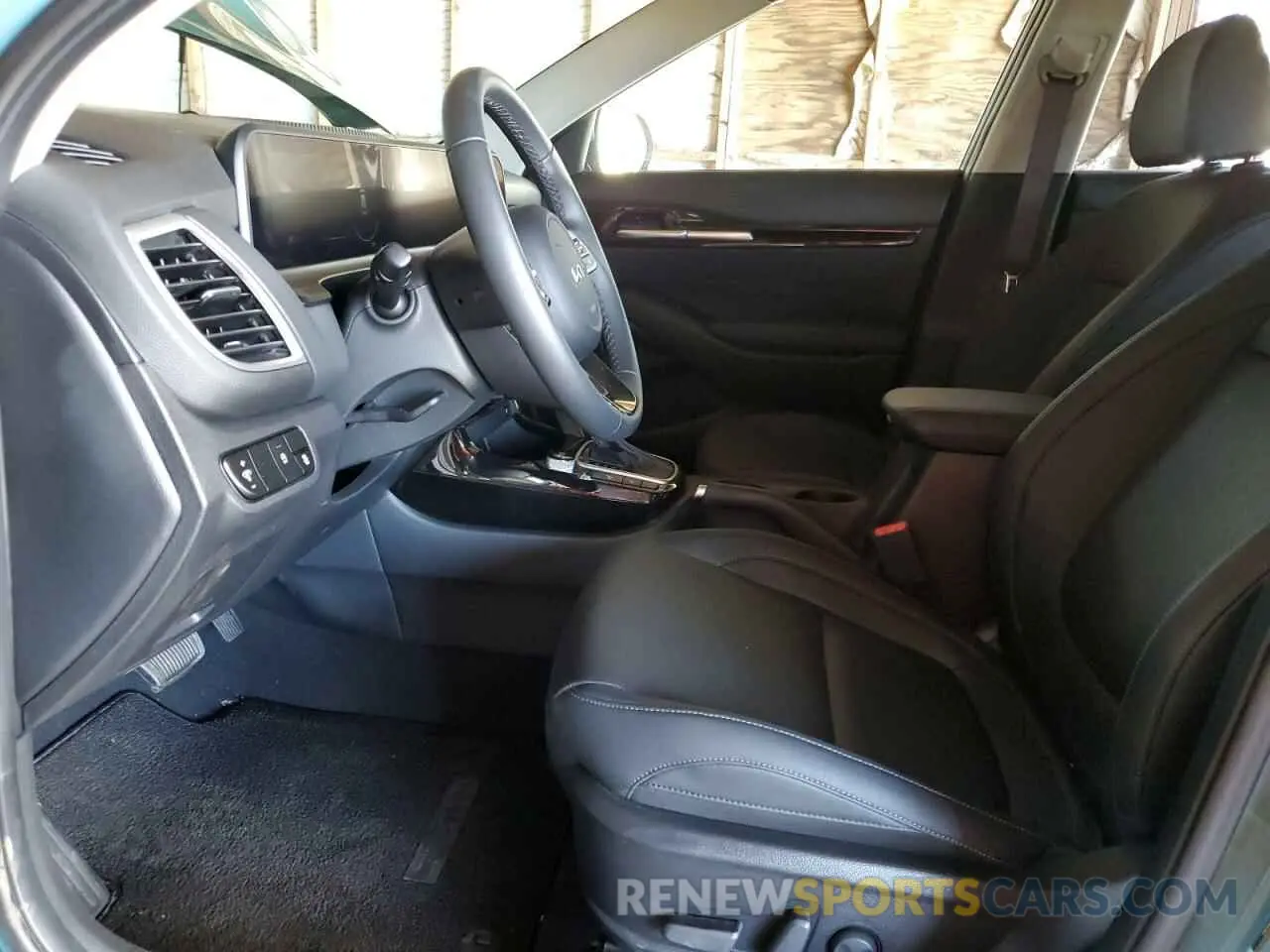 7 fotografías del automóvil dañado KNDERCAA1R7639951 KIA SELTOS 2024