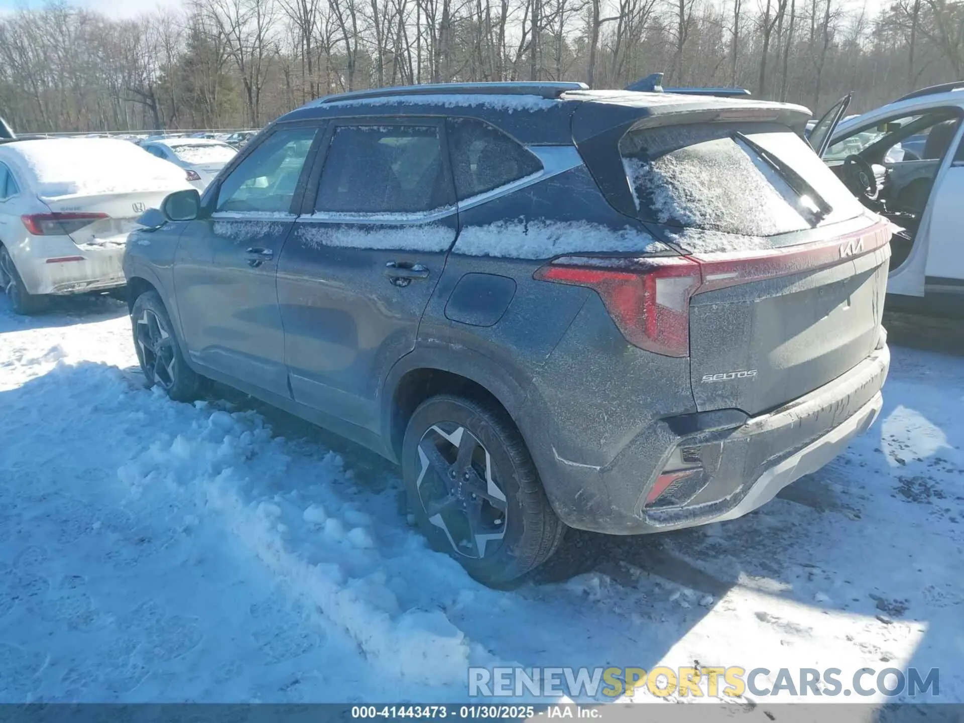 3 fotografías del automóvil dañado KNDERCAA4R7640284 KIA SELTOS 2024