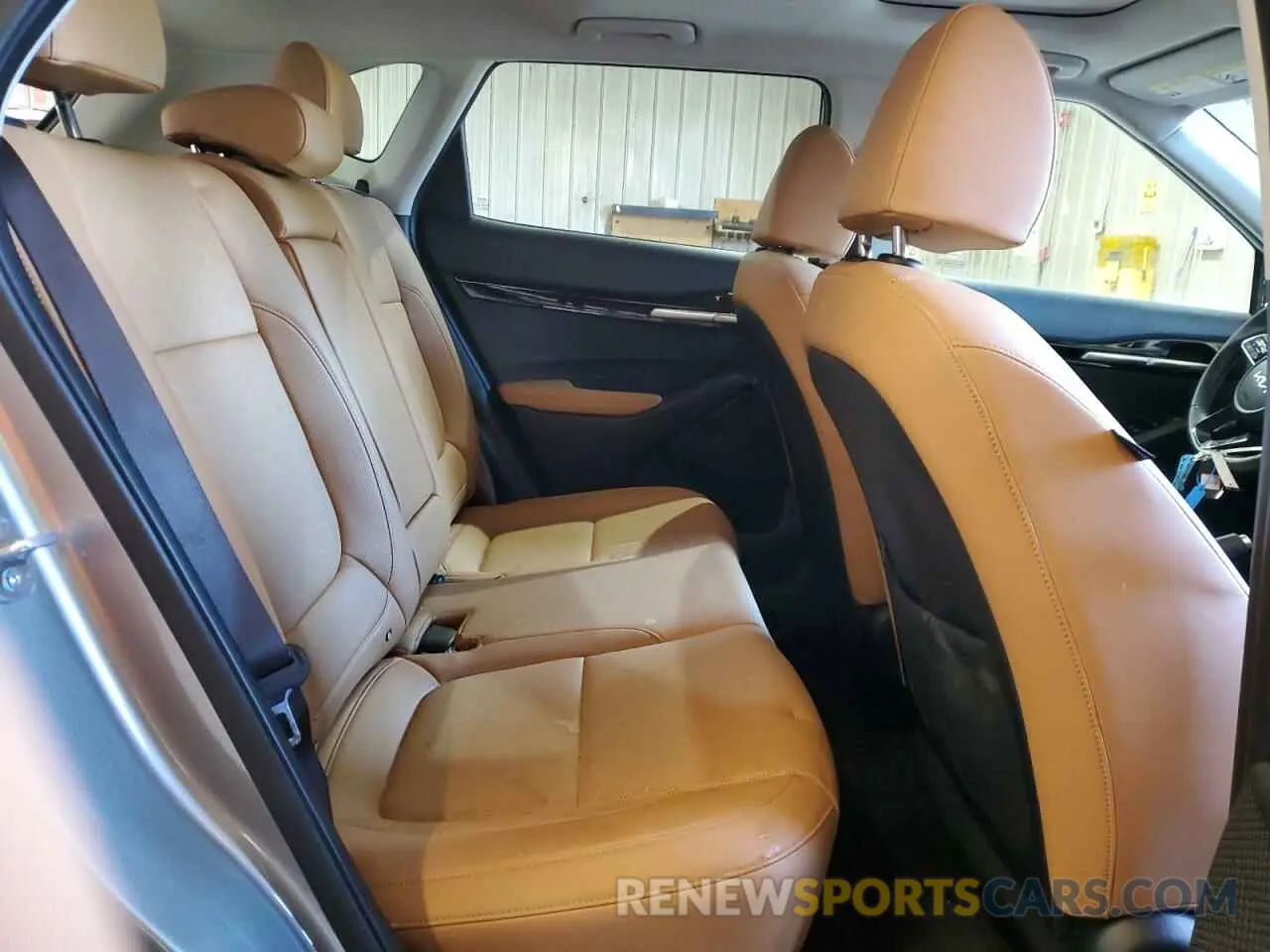 11 fotografías del automóvil dañado KNDERCAA4R7661040 KIA SELTOS 2024