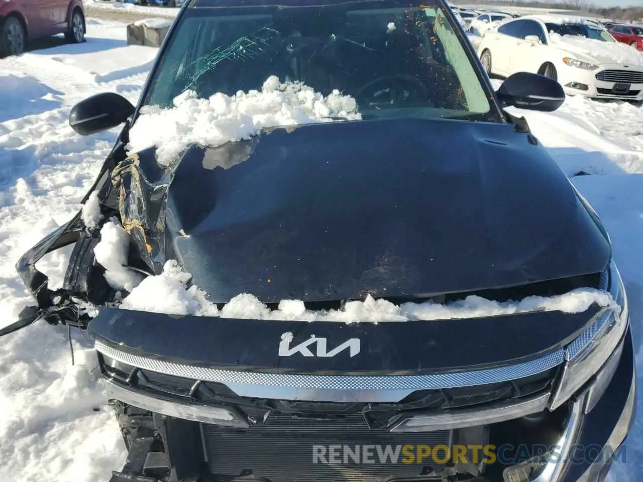 11 fotografías del automóvil dañado KNDERCAA5R7510496 KIA SELTOS 2024