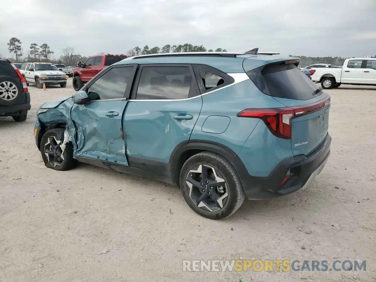 2 fotografías del automóvil dañado KNDERCAA5R7557298 KIA SELTOS 2024