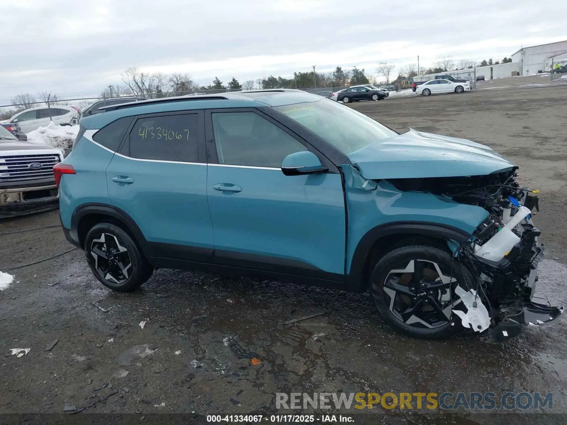 13 fotografías del automóvil dañado KNDERCAA5R7593654 KIA SELTOS 2024