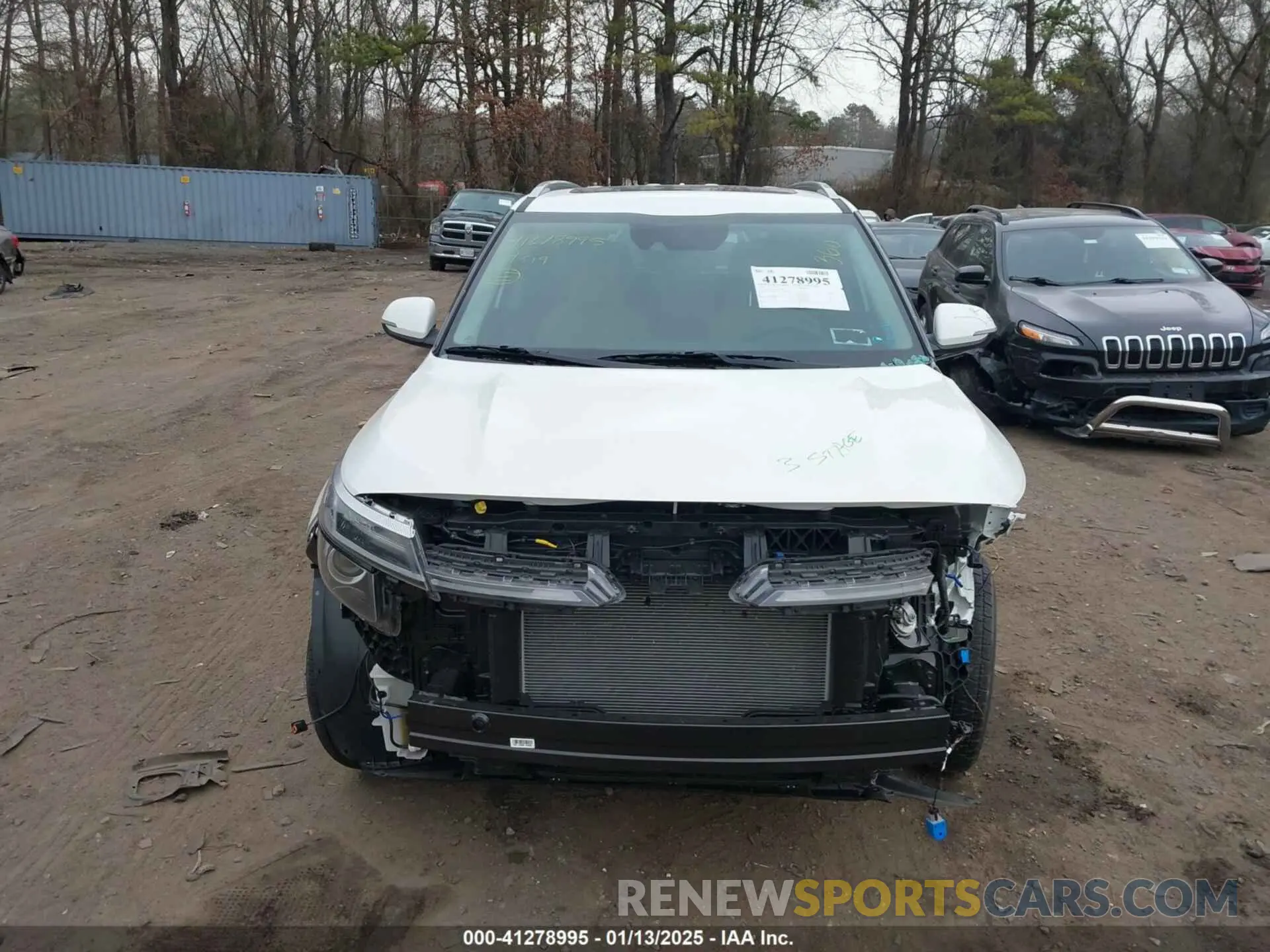 12 fotografías del automóvil dañado KNDERCAA5R7661564 KIA SELTOS 2024