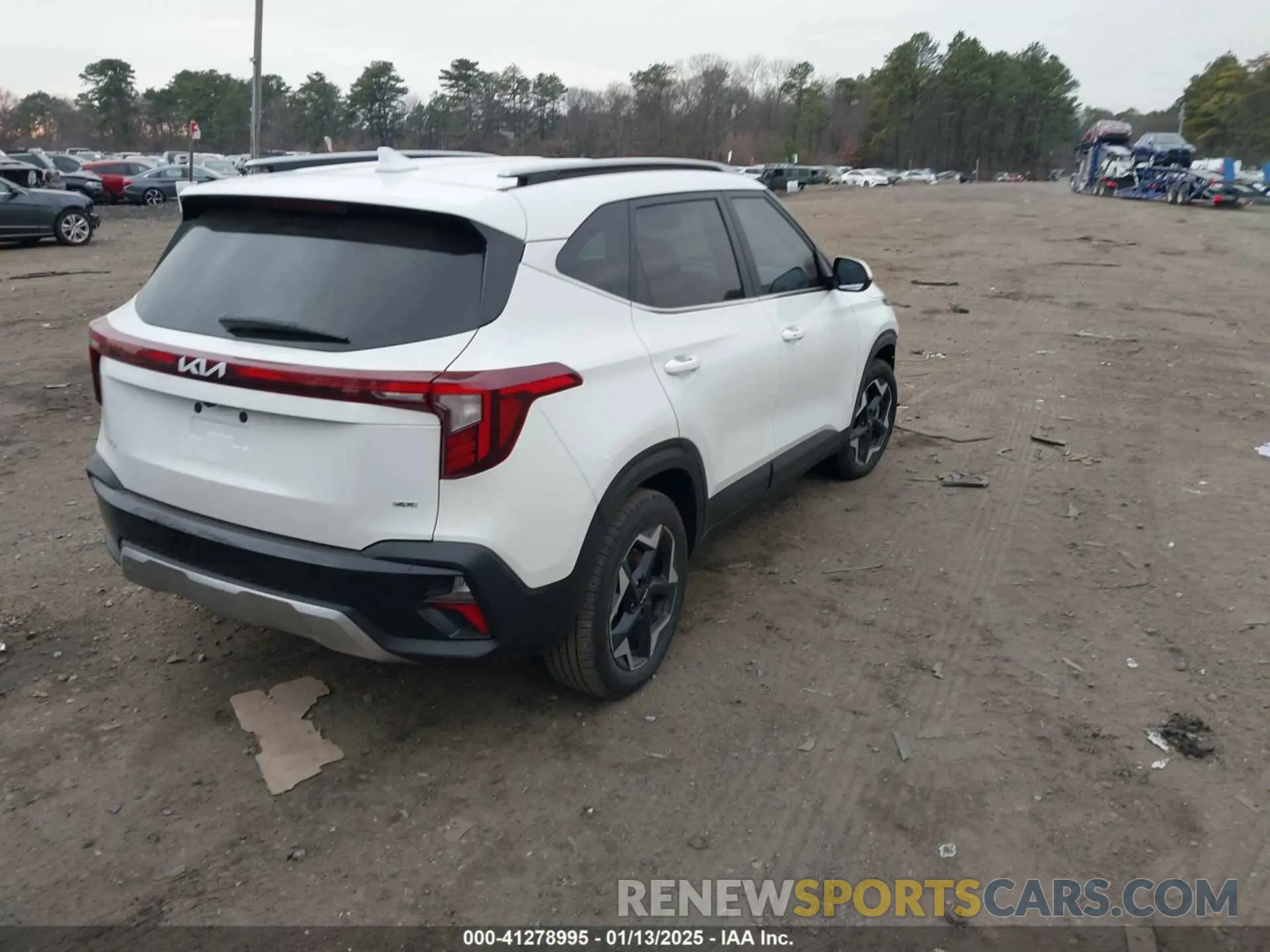 4 fotografías del automóvil dañado KNDERCAA5R7661564 KIA SELTOS 2024
