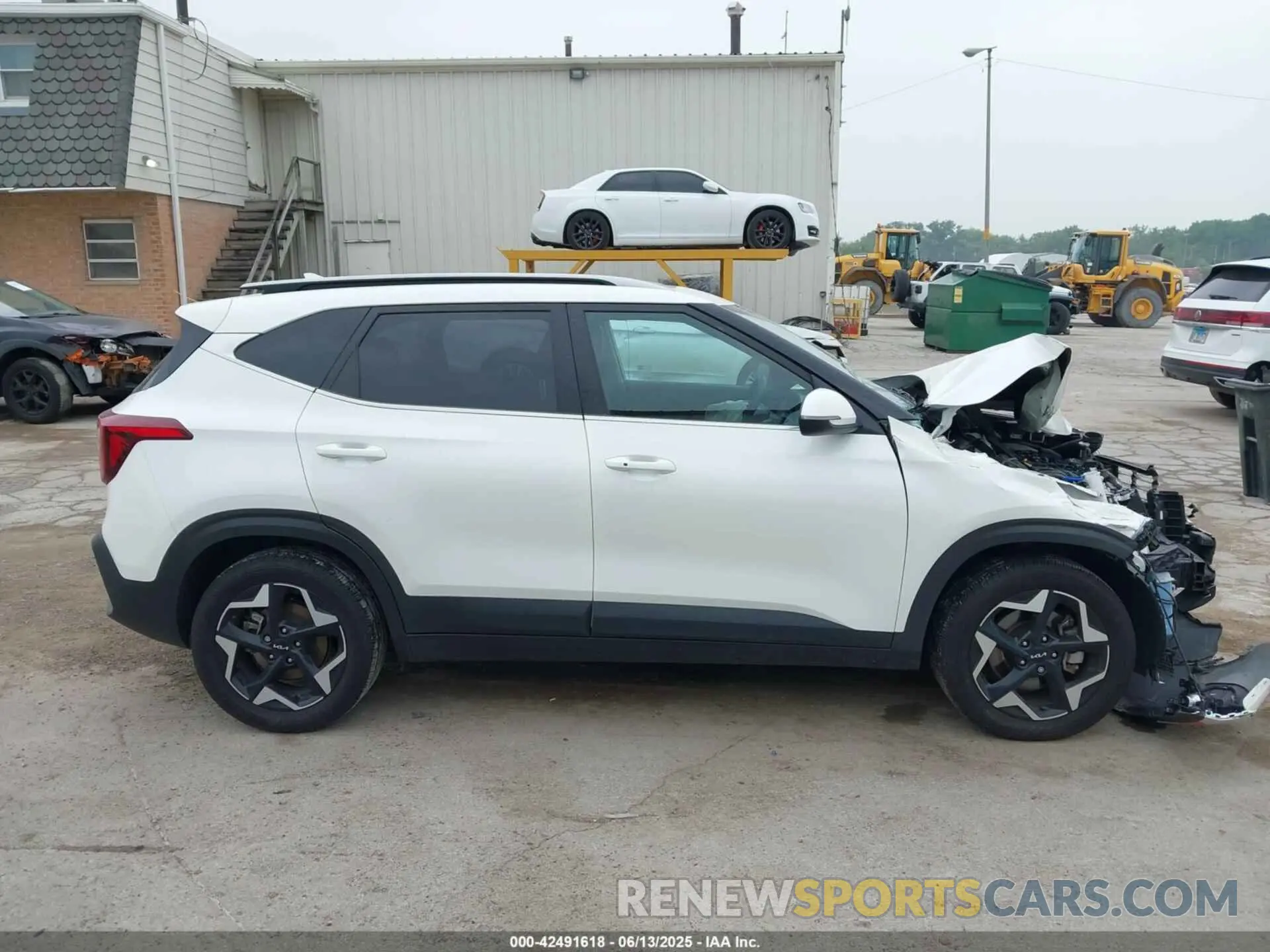 13 fotografías del automóvil dañado KNDERCAA6R7515013 KIA SELTOS 2024
