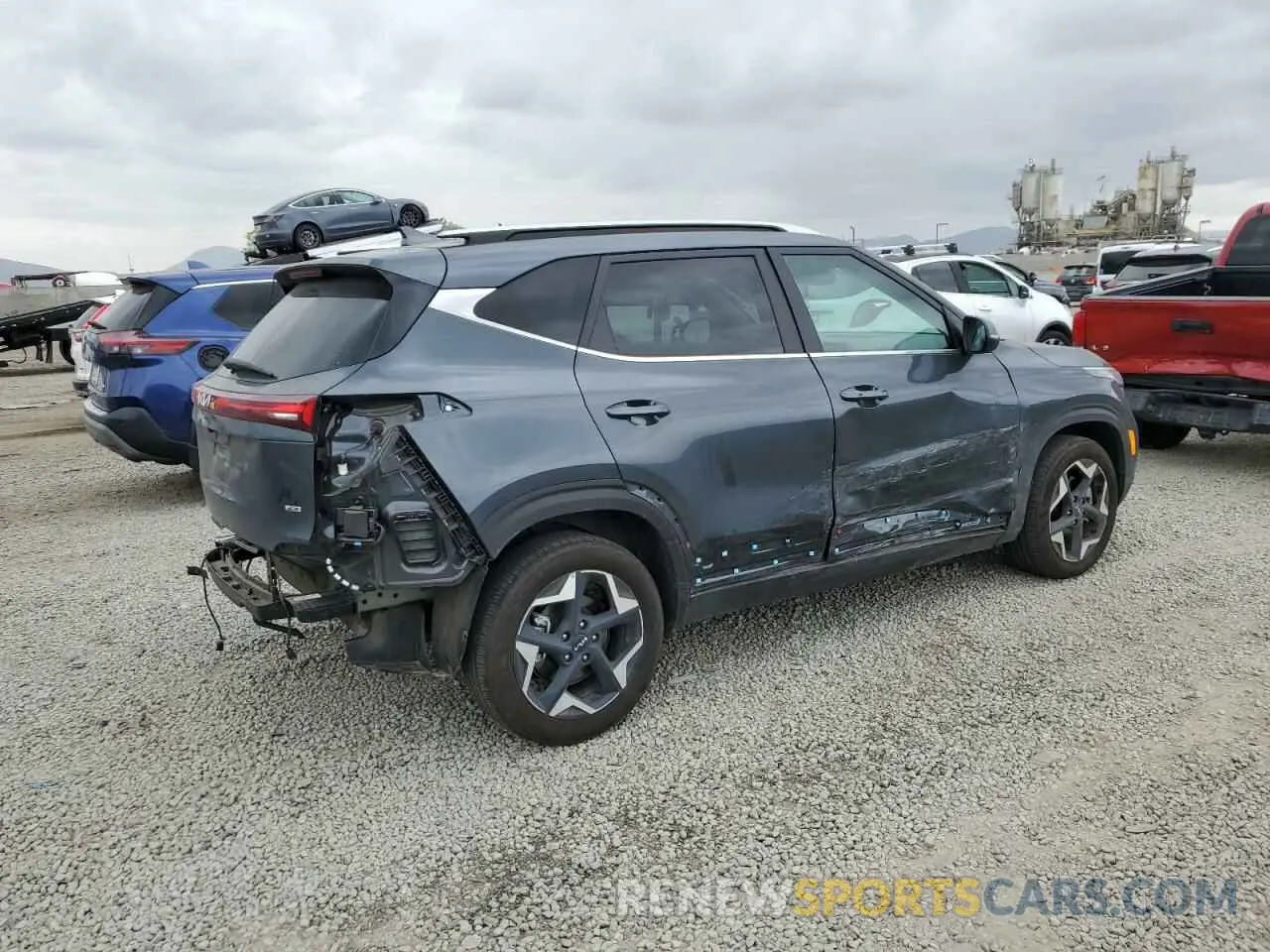 3 fotografías del automóvil dañado KNDERCAA7R7652736 KIA SELTOS 2024