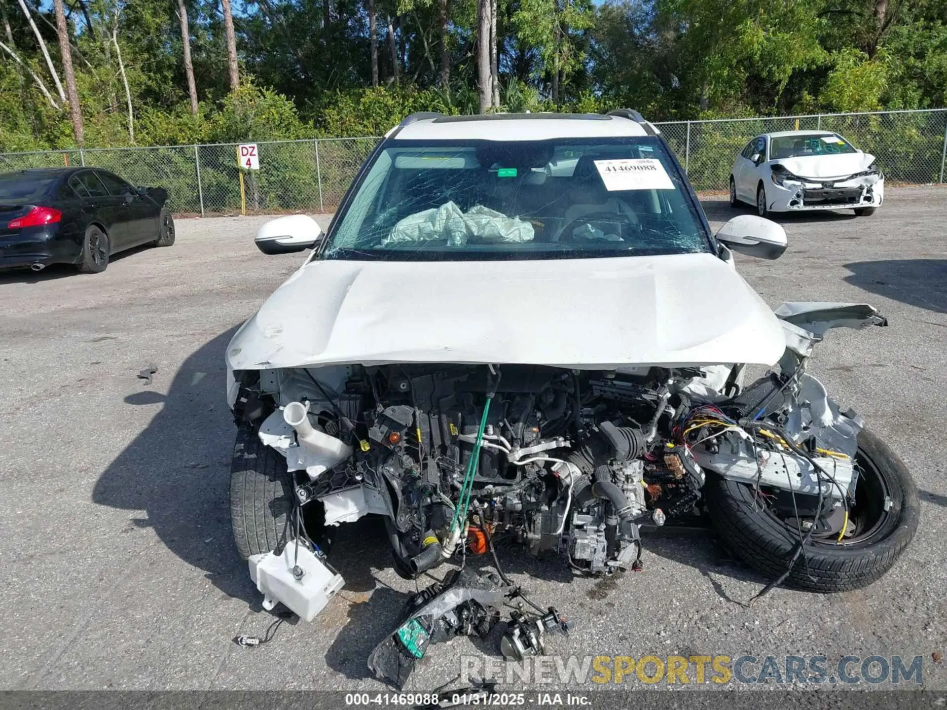 12 fotografías del automóvil dañado KNDERCAA8R7484735 KIA SELTOS 2024