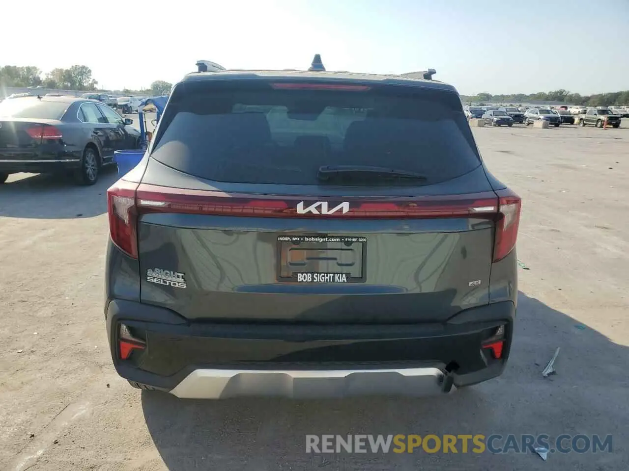 6 fotografías del automóvil dañado KNDERCAA9R7580342 KIA SELTOS 2024
