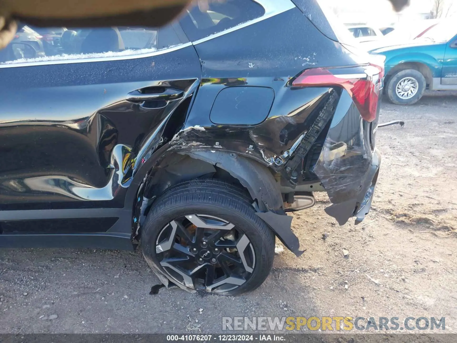 6 fotografías del automóvil dañado KNDETCA70R7473590 KIA SELTOS 2024