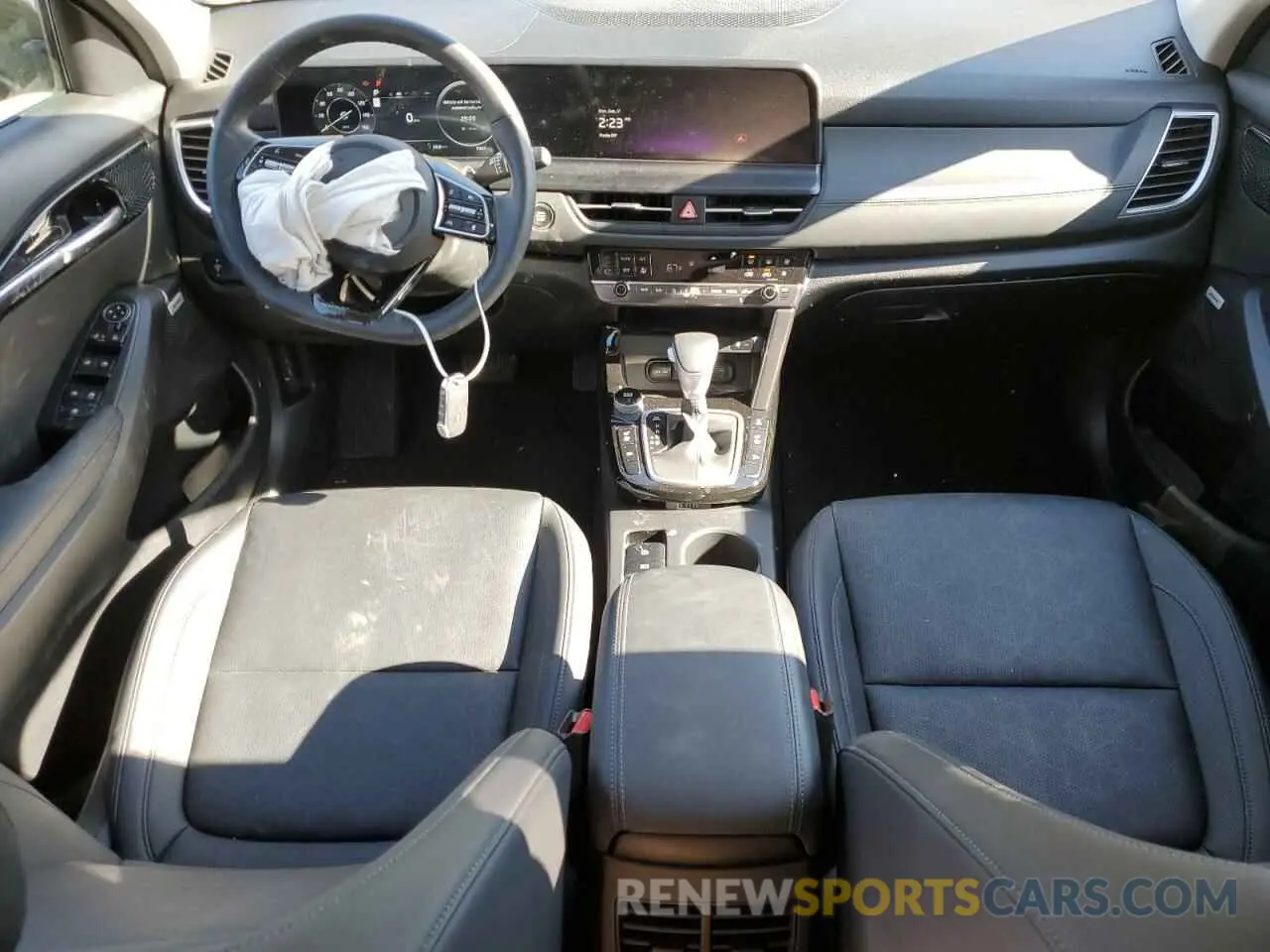 8 fotografías del automóvil dañado KNDETCA70R7546781 KIA SELTOS 2024