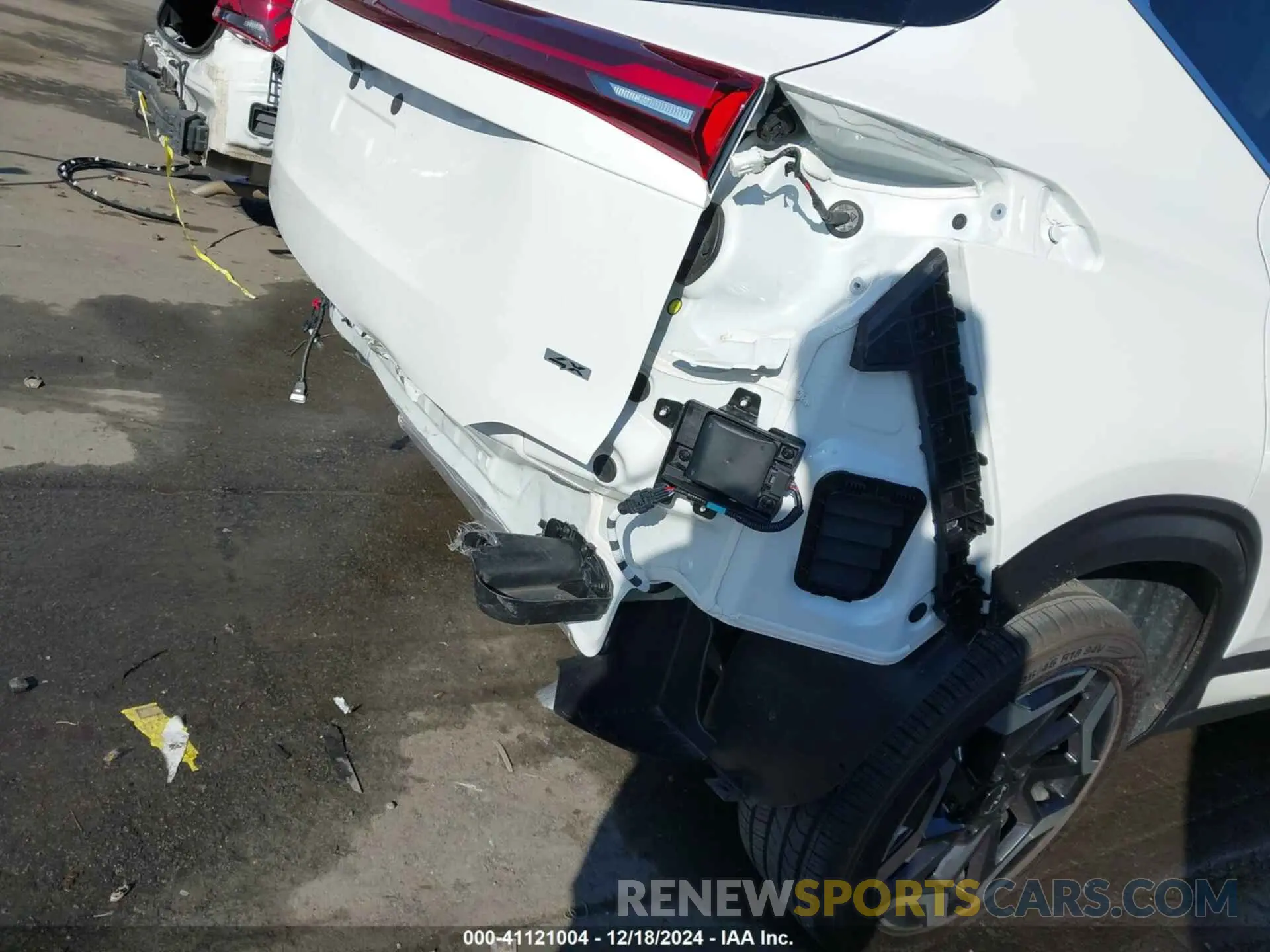 17 fotografías del automóvil dañado KNDETCA72R7492125 KIA SELTOS 2024