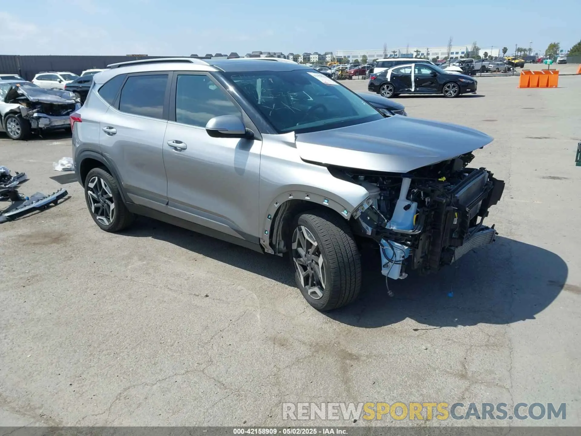 1 fotografías del automóvil dañado KNDETCA73R7484468 KIA SELTOS 2024