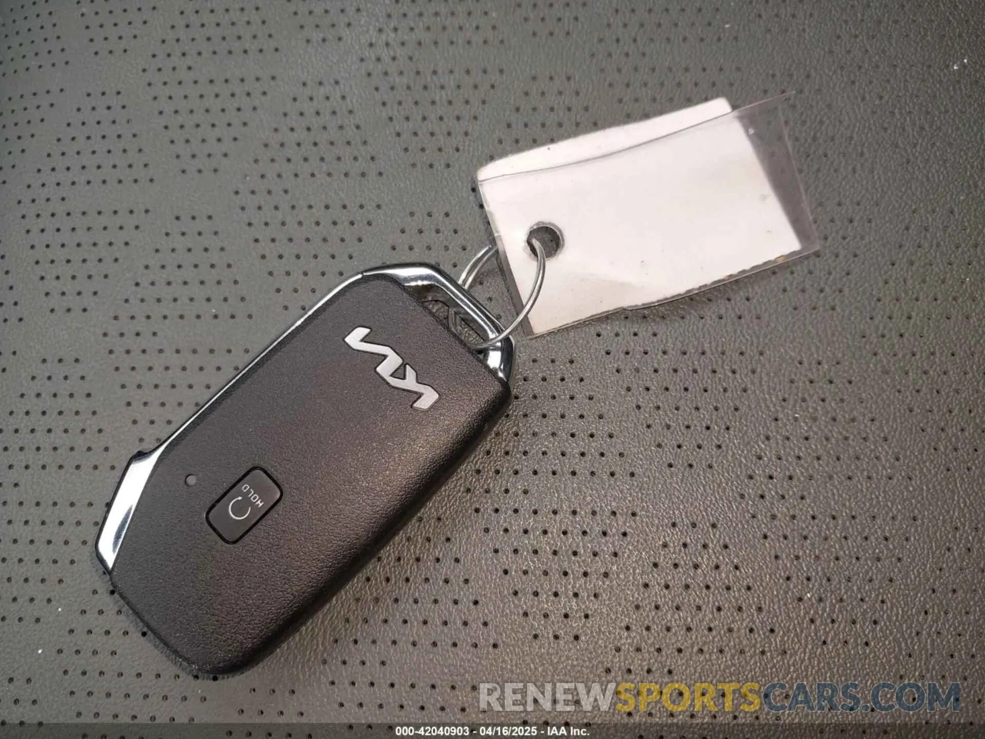 11 fotografías del automóvil dañado KNDETCA74R7505179 KIA SELTOS 2024