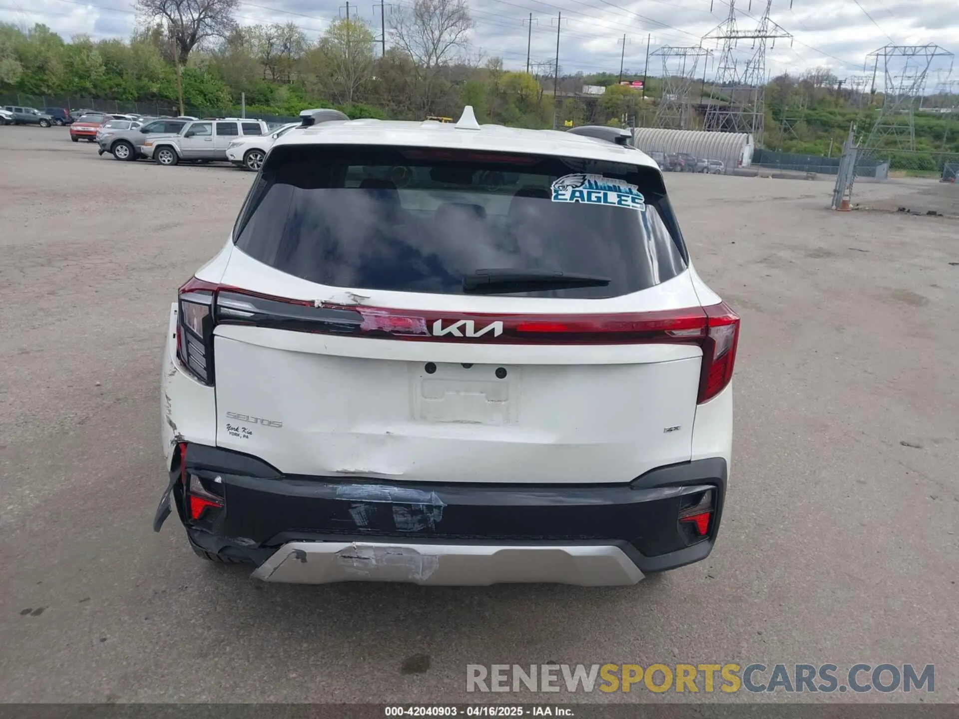 16 fotografías del automóvil dañado KNDETCA74R7505179 KIA SELTOS 2024