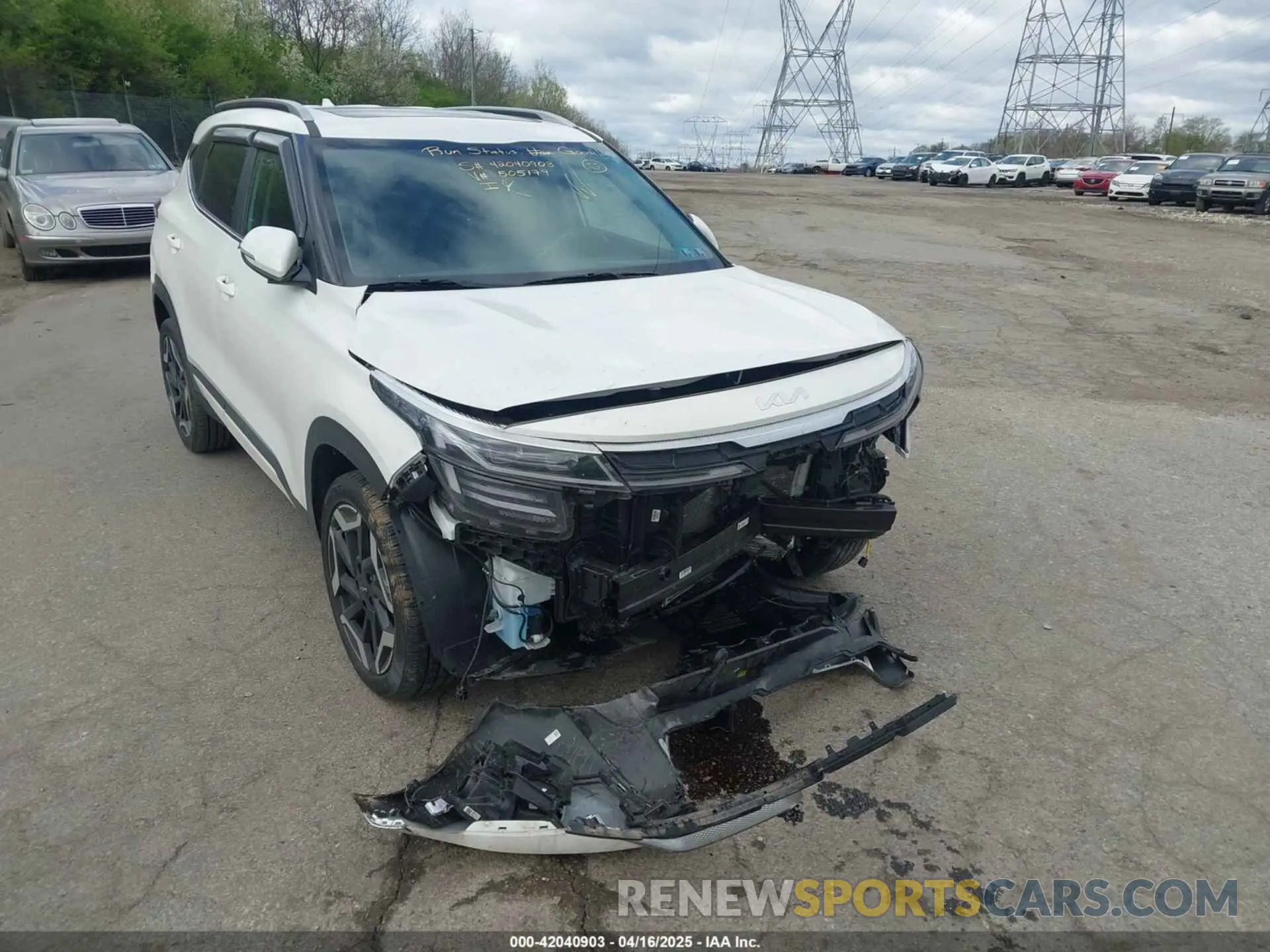 6 fotografías del automóvil dañado KNDETCA74R7505179 KIA SELTOS 2024