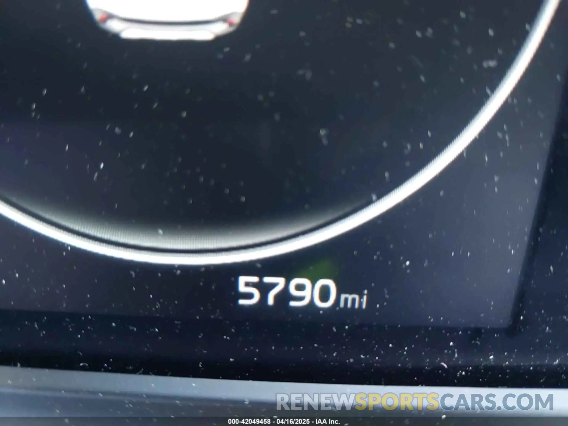 15 fotografías del automóvil dañado KNDETCA76R7544419 KIA SELTOS 2024