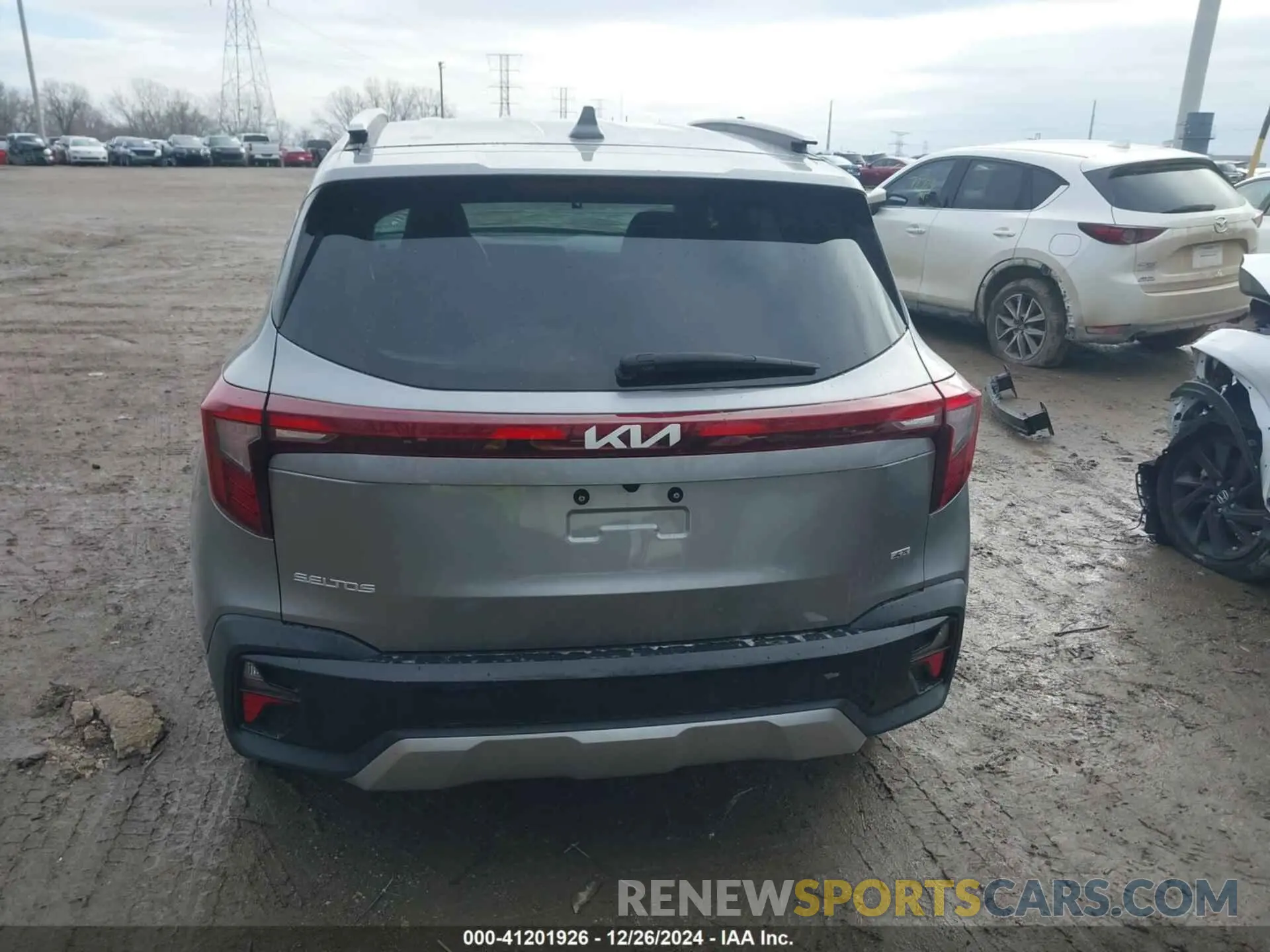 17 fotografías del automóvil dañado KNDETCA77R7509842 KIA SELTOS 2024