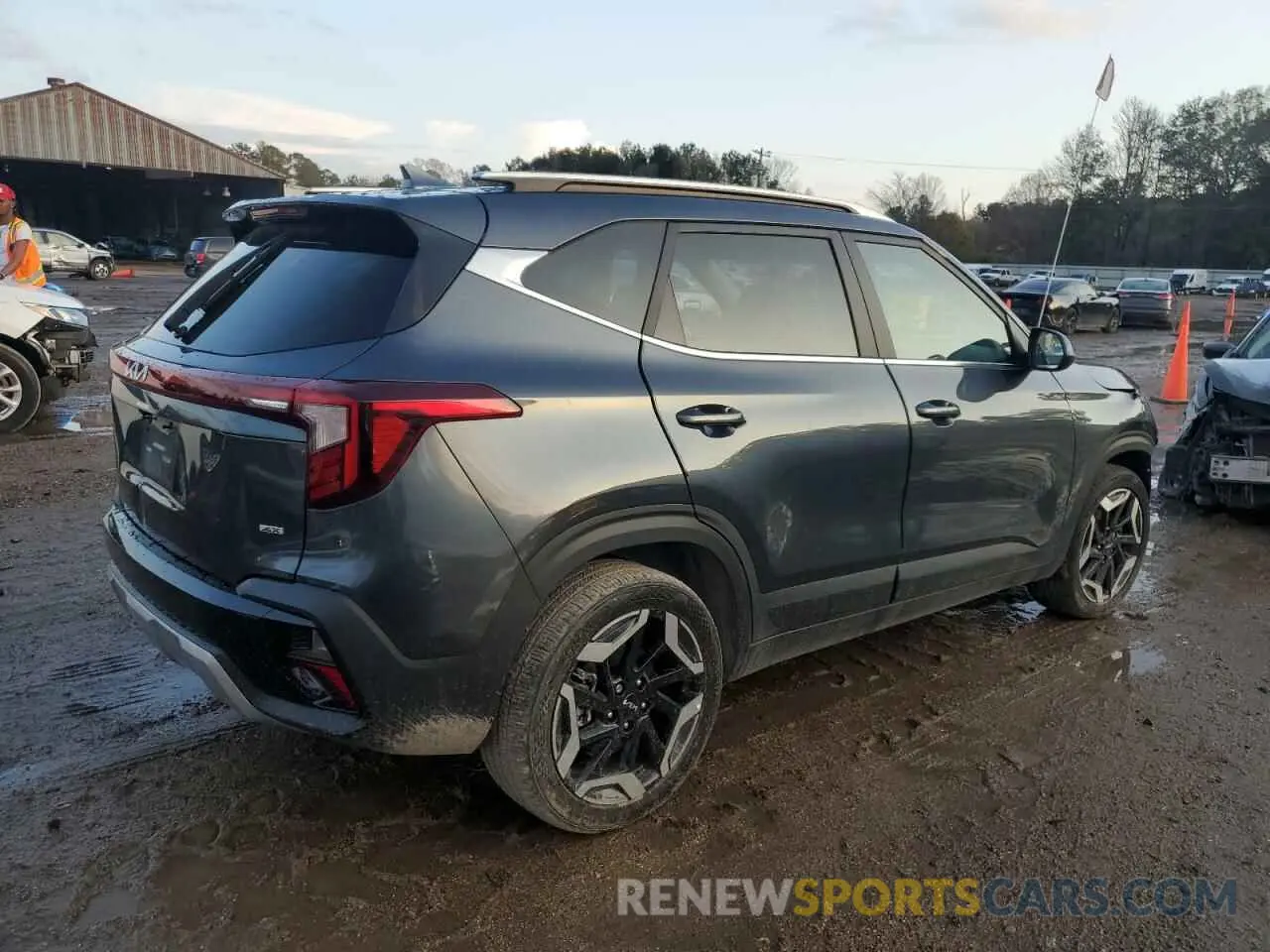 3 fotografías del automóvil dañado KNDETCA7XR7510984 KIA SELTOS 2024