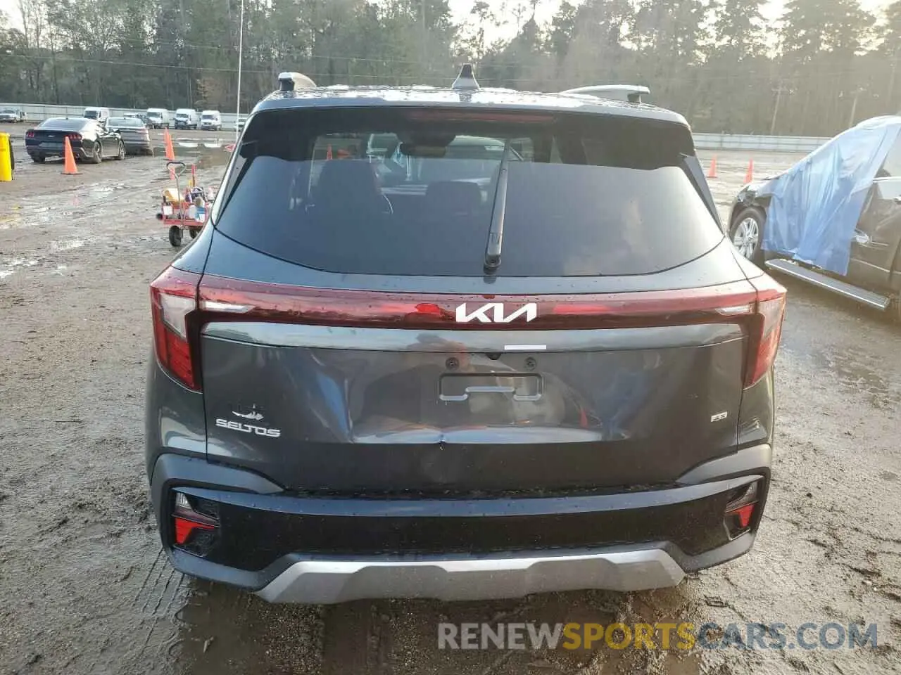 6 fotografías del automóvil dañado KNDETCA7XR7510984 KIA SELTOS 2024