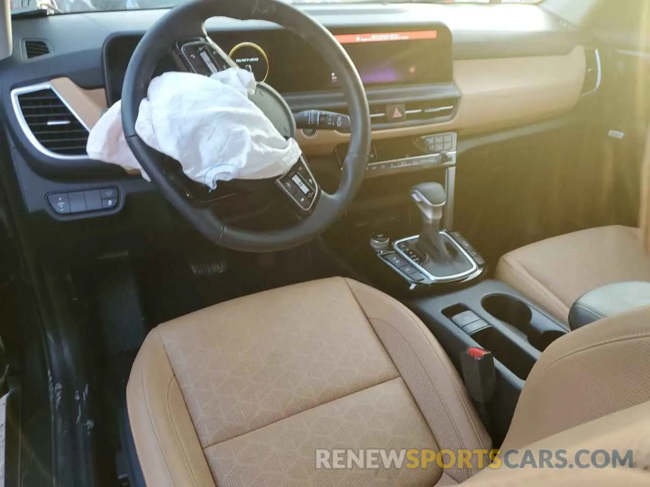 8 fotografías del automóvil dañado KNDETCA7XR7510984 KIA SELTOS 2024