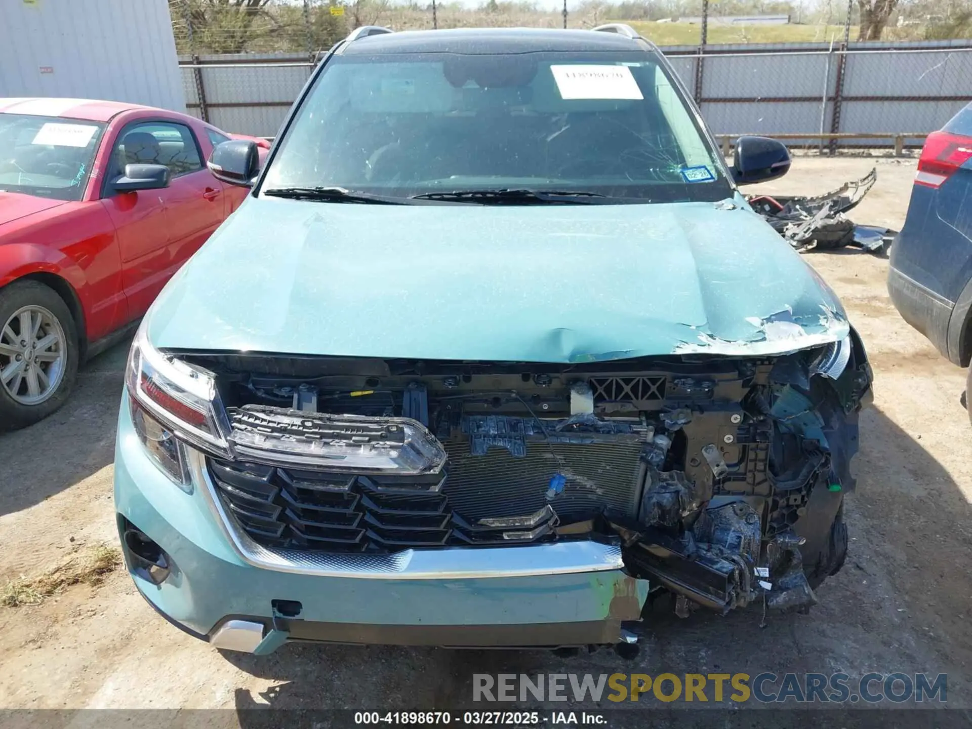 11 fotografías del automóvil dañado KNDEU2AA0R7590492 KIA SELTOS 2024