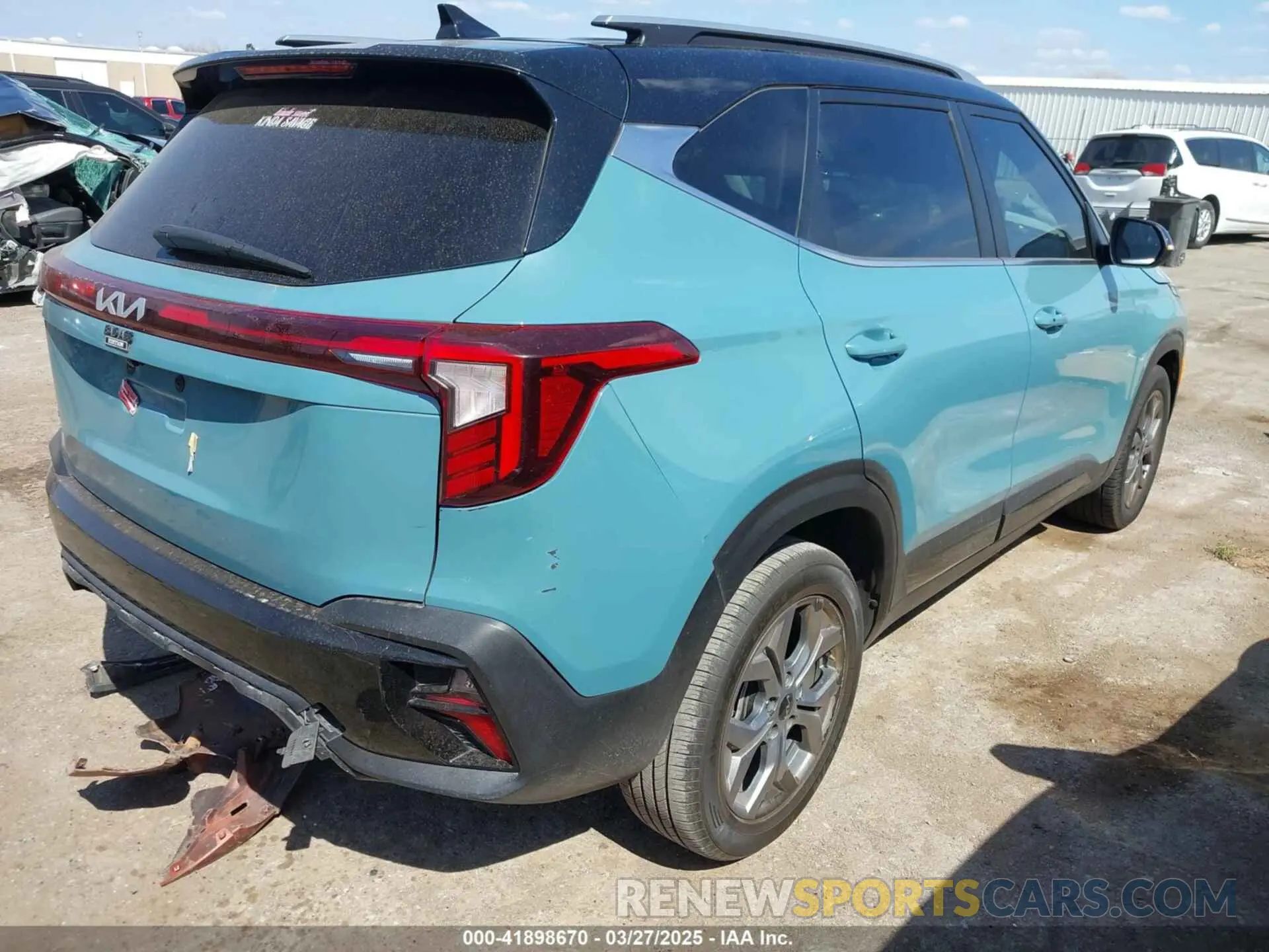 4 fotografías del automóvil dañado KNDEU2AA0R7590492 KIA SELTOS 2024