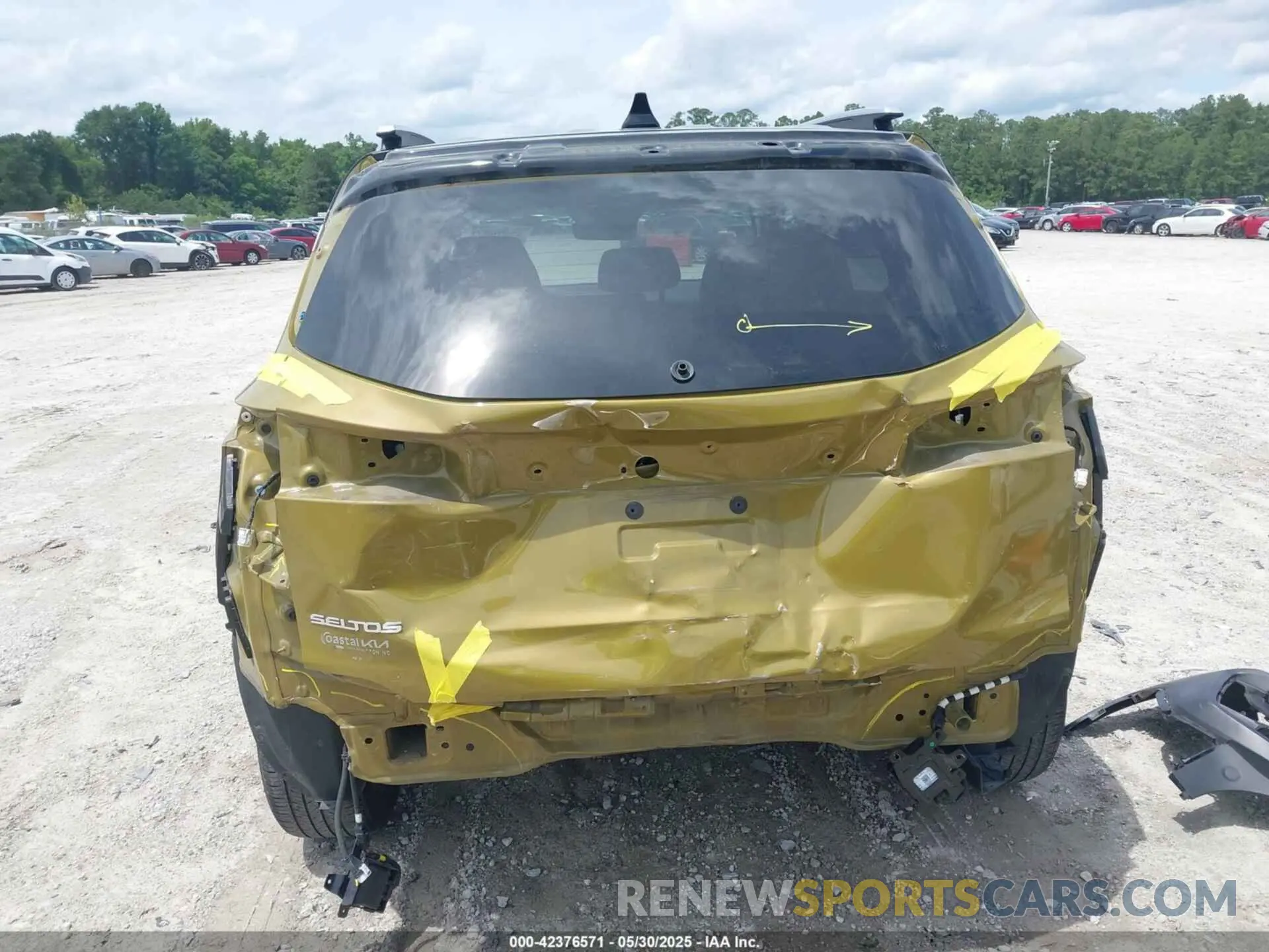 17 fotografías del automóvil dañado KNDEU2AA2R7553721 KIA SELTOS 2024