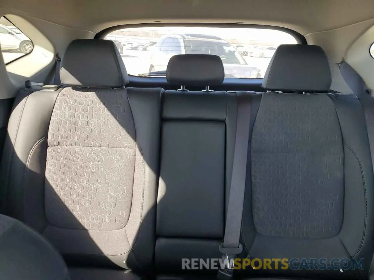 10 fotografías del automóvil dañado KNDEU2AA3R7667131 KIA SELTOS 2024