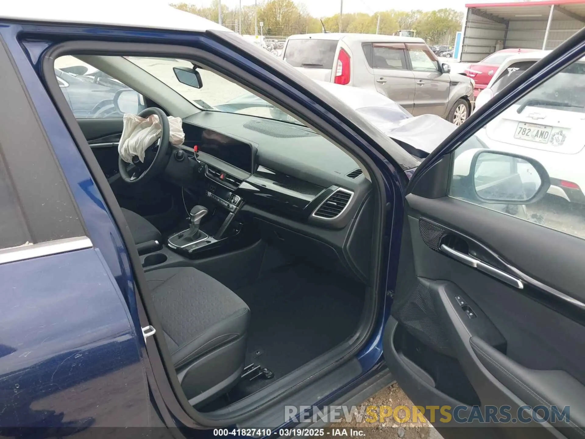5 fotografías del automóvil dañado KNDEU2AA4R7588115 KIA SELTOS 2024