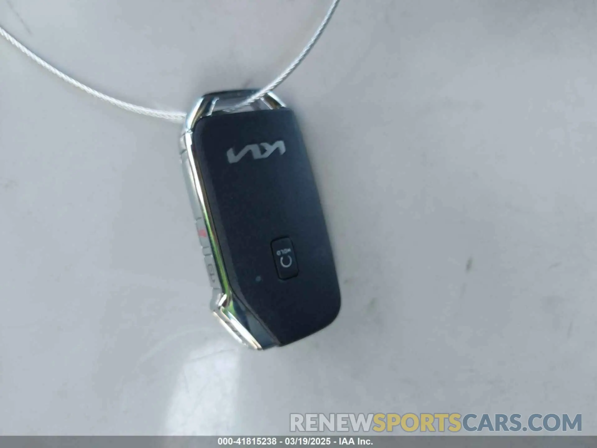 11 fotografías del automóvil dañado KNDEU2AA6R7564415 KIA SELTOS 2024