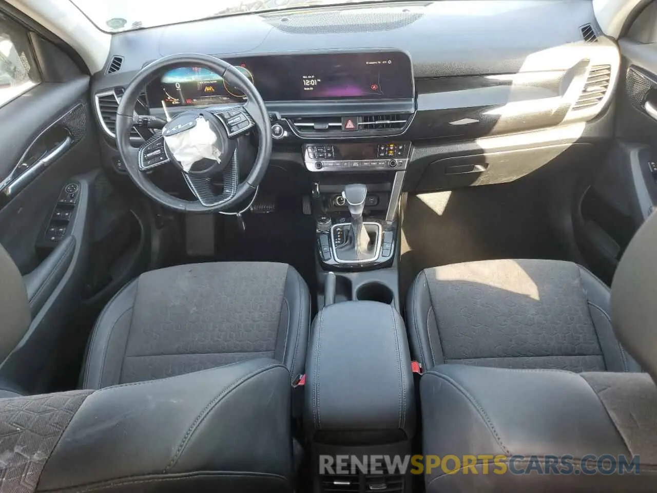8 fotografías del automóvil dañado KNDEU2AA7R7525283 KIA SELTOS 2024