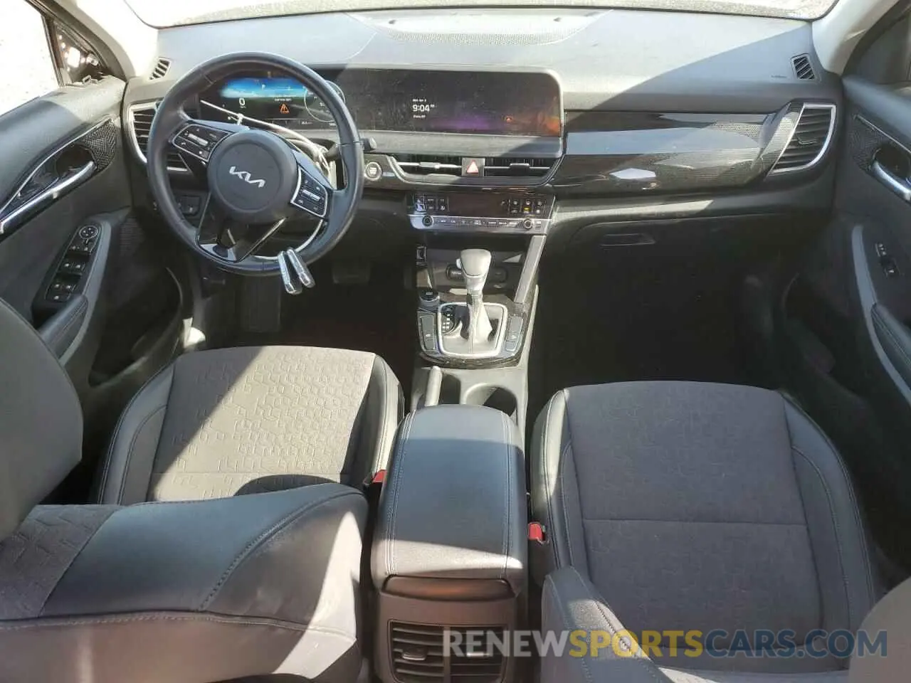8 fotografías del automóvil dañado KNDEU2AA8R7497025 KIA SELTOS 2024