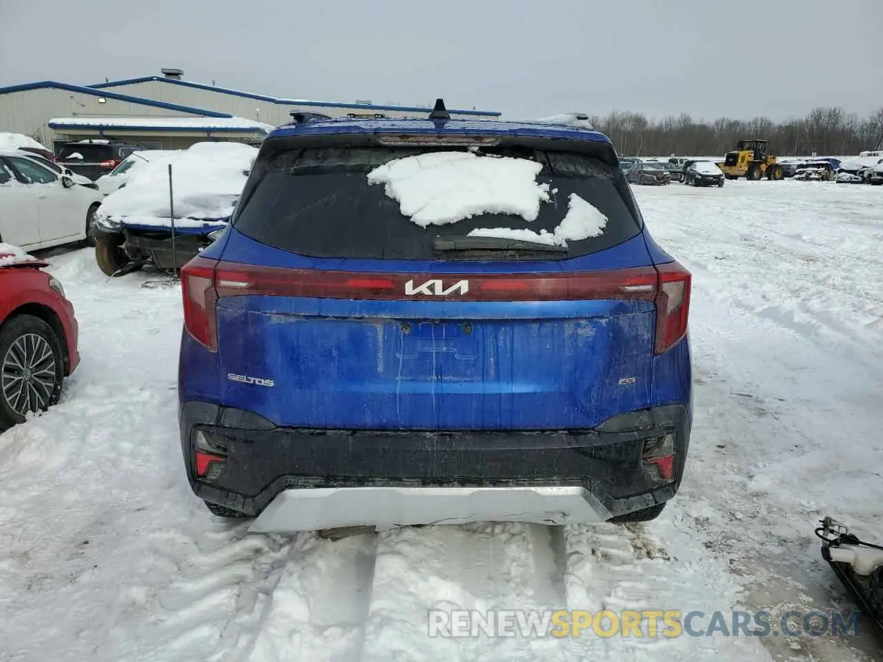2 fotografías del automóvil dañado KNDEUCAA2R7476435 KIA SELTOS 2024