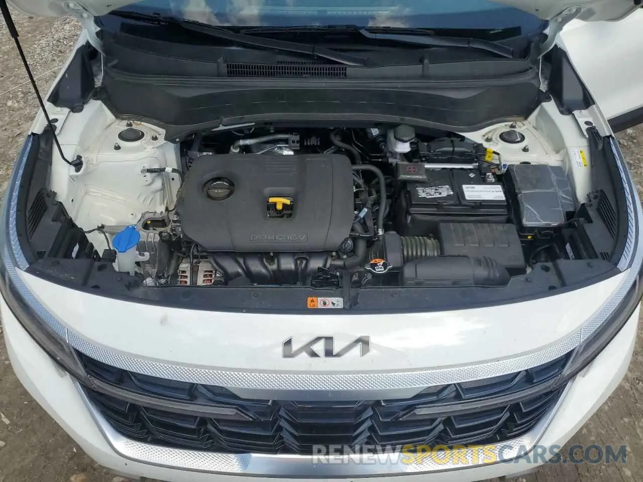 12 fotografías del automóvil dañado KNDEUCAA2R7477696 KIA SELTOS 2024