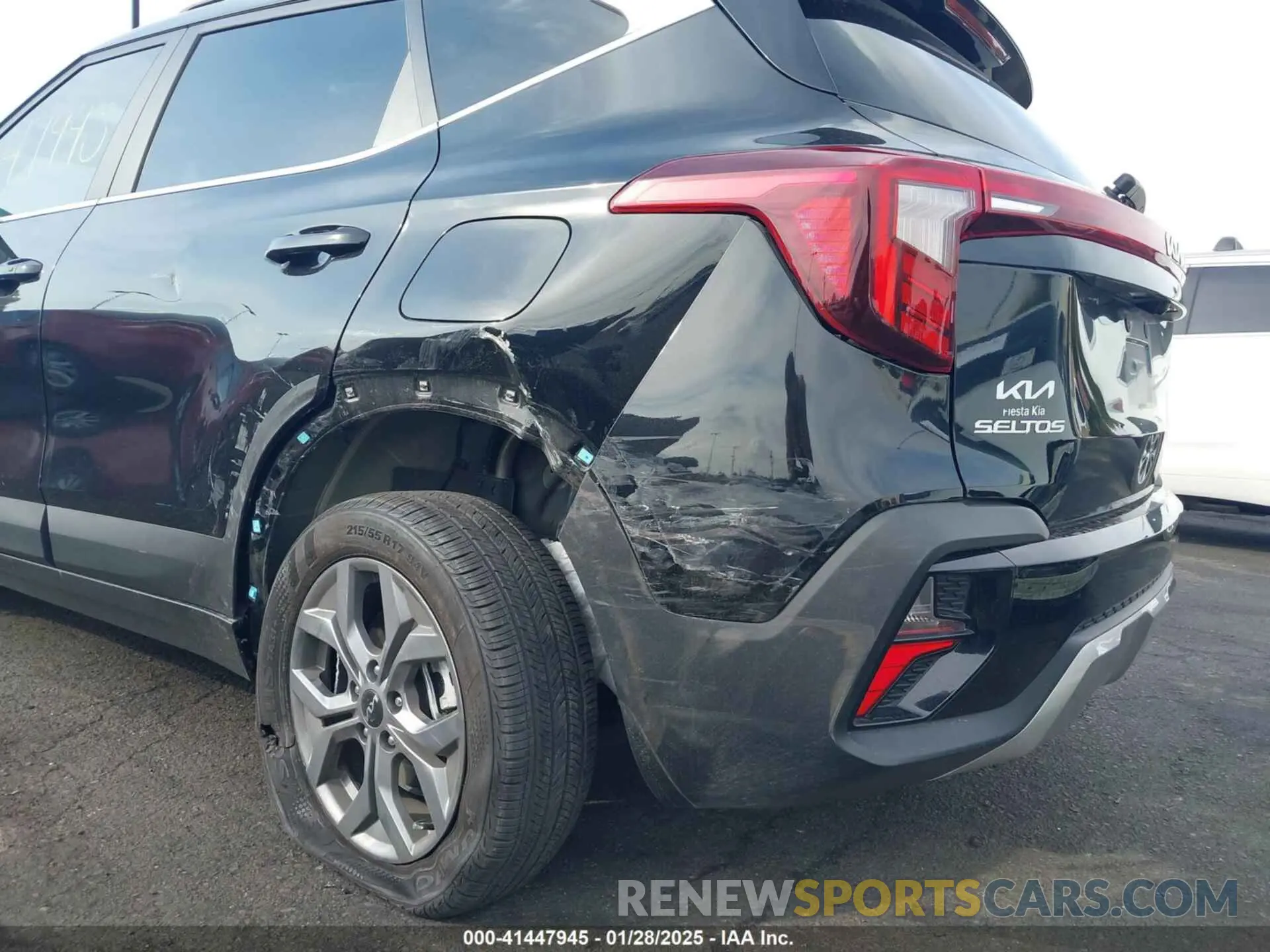 6 fotografías del automóvil dañado KNDEUCAA3R7500502 KIA SELTOS 2024