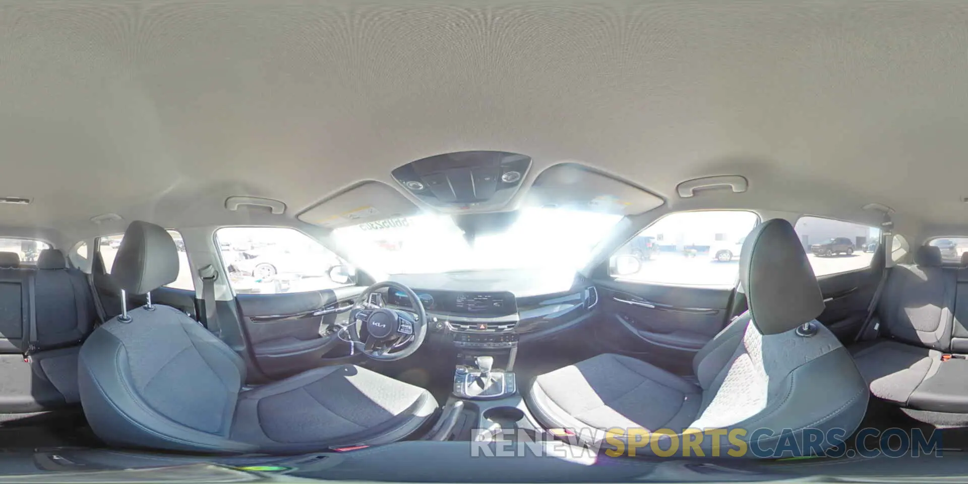 14 fotografías del automóvil dañado KNDEUCAA4R7623449 KIA SELTOS 2024