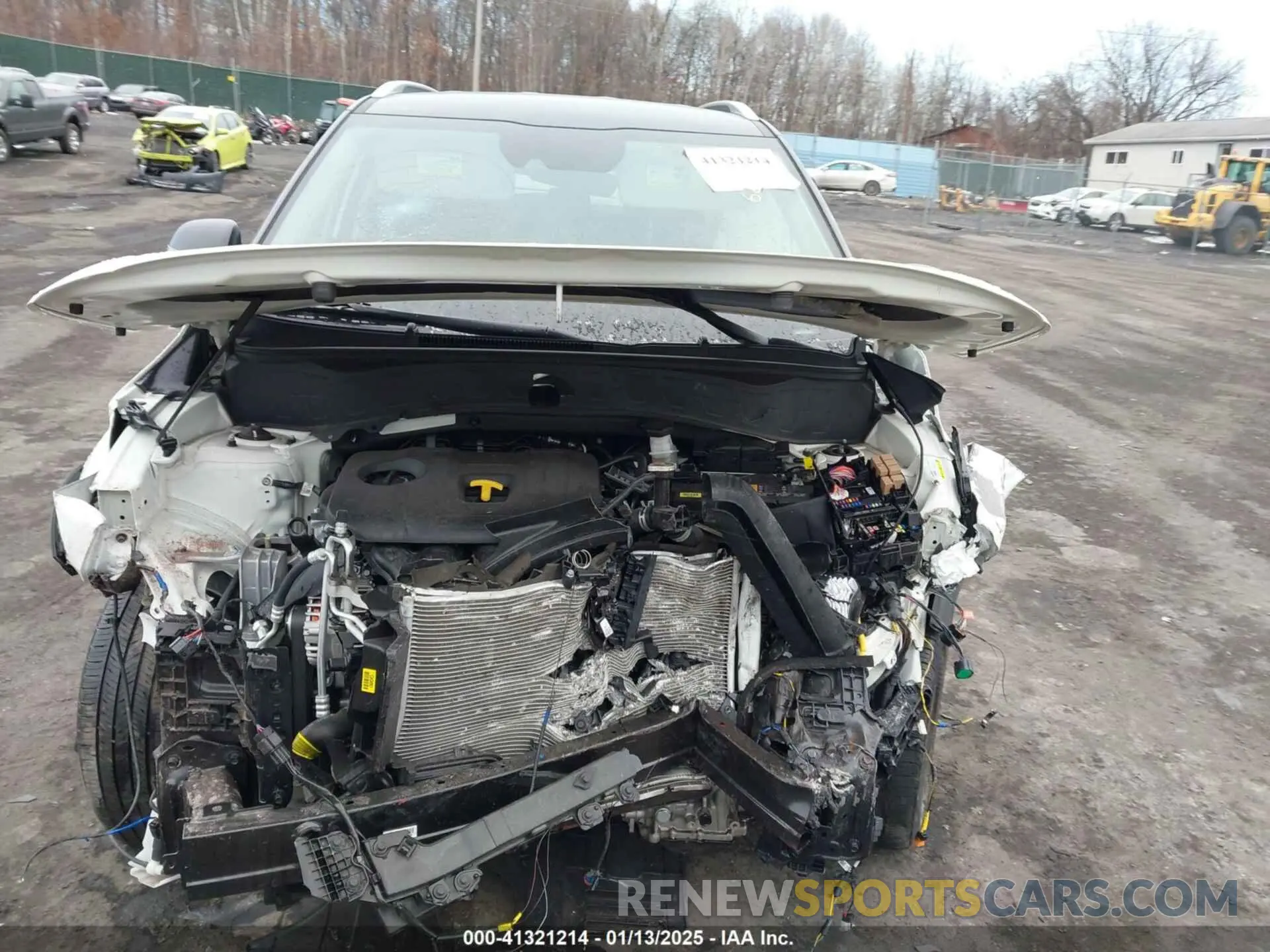 12 fotografías del automóvil dañado KNDEUCAA7R7559438 KIA SELTOS 2024