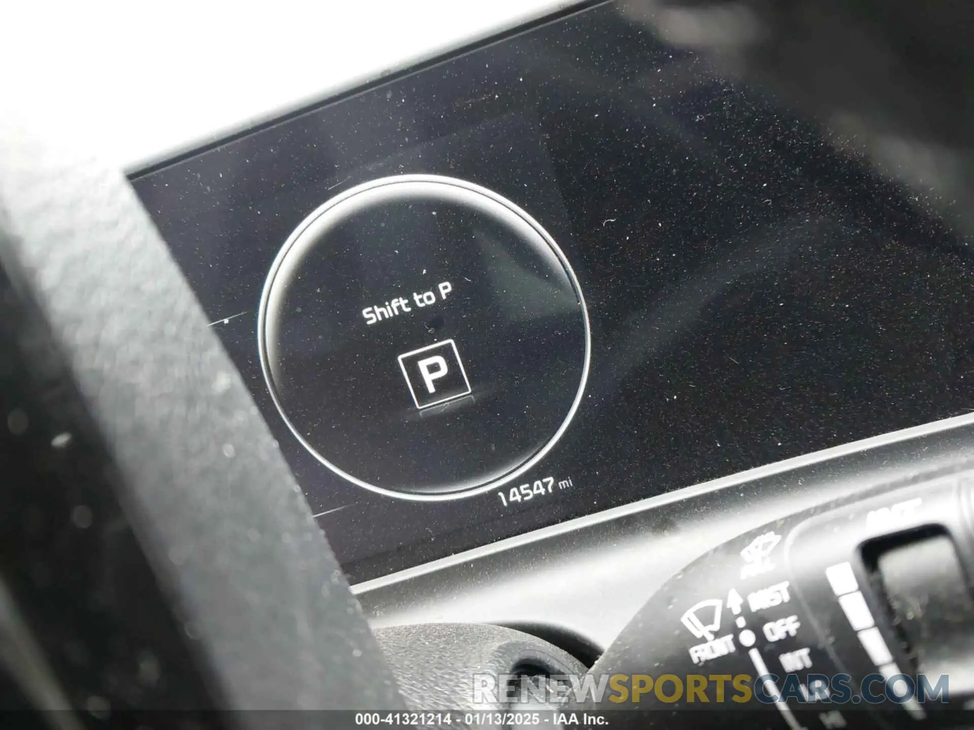 15 fotografías del automóvil dañado KNDEUCAA7R7559438 KIA SELTOS 2024