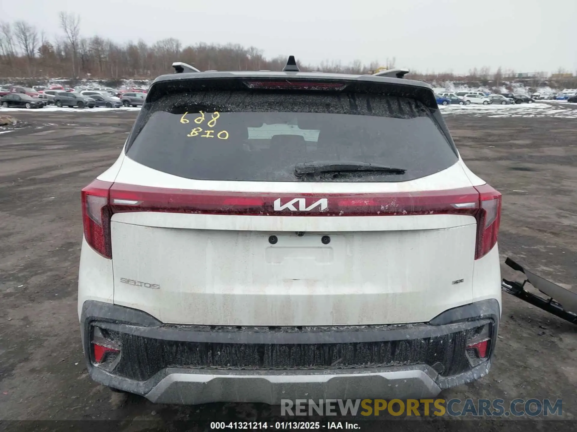 16 fotografías del automóvil dañado KNDEUCAA7R7559438 KIA SELTOS 2024