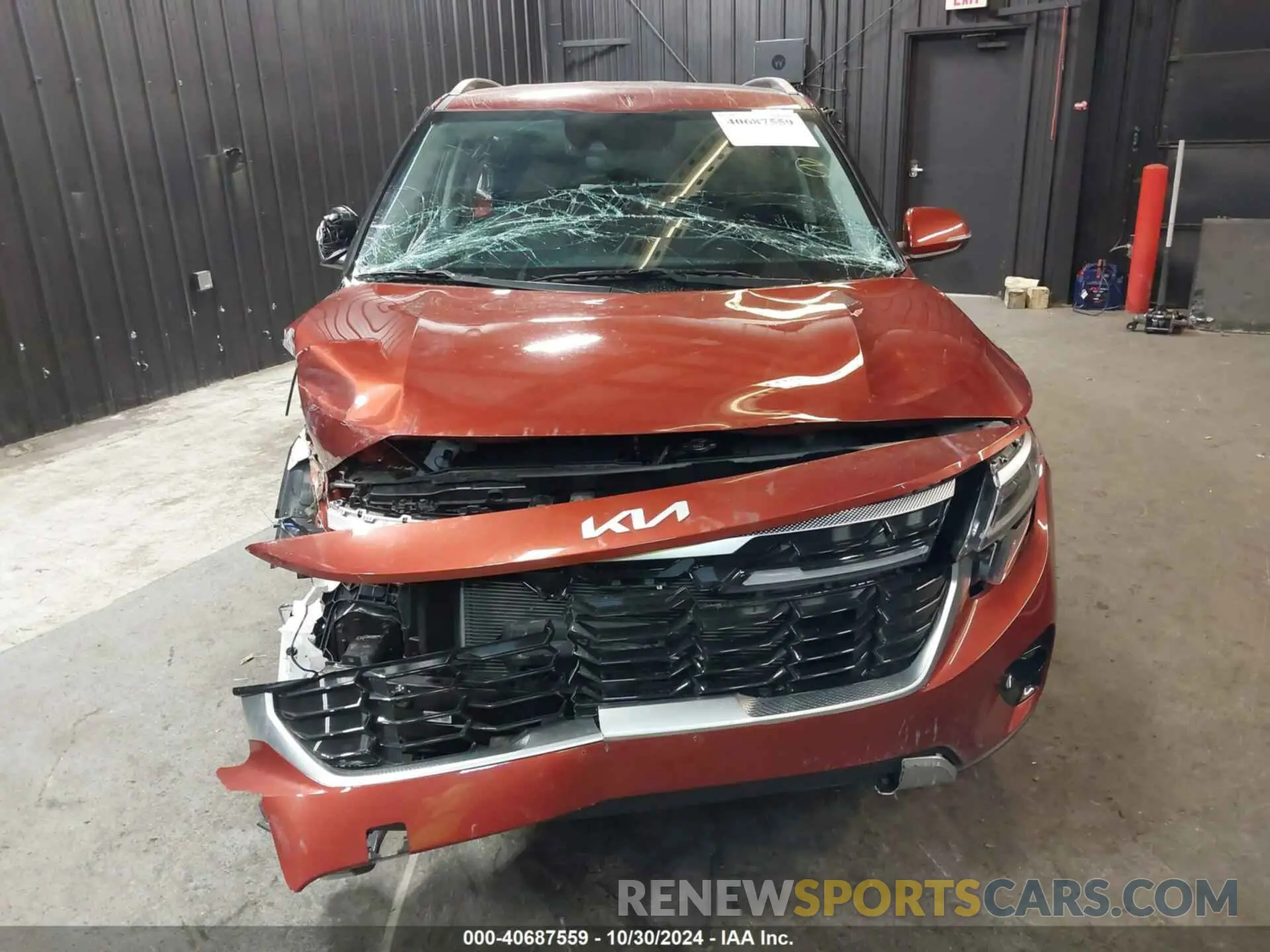 13 fotografías del automóvil dañado KNDEUCAA8R7606623 KIA SELTOS 2024