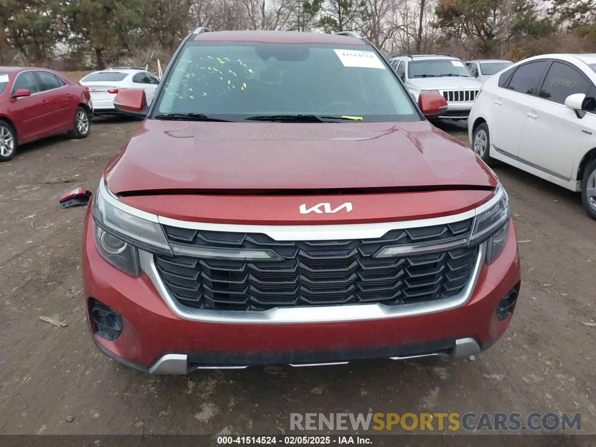 13 fotografías del automóvil dañado KNDEUCAA9R7591985 KIA SELTOS 2024