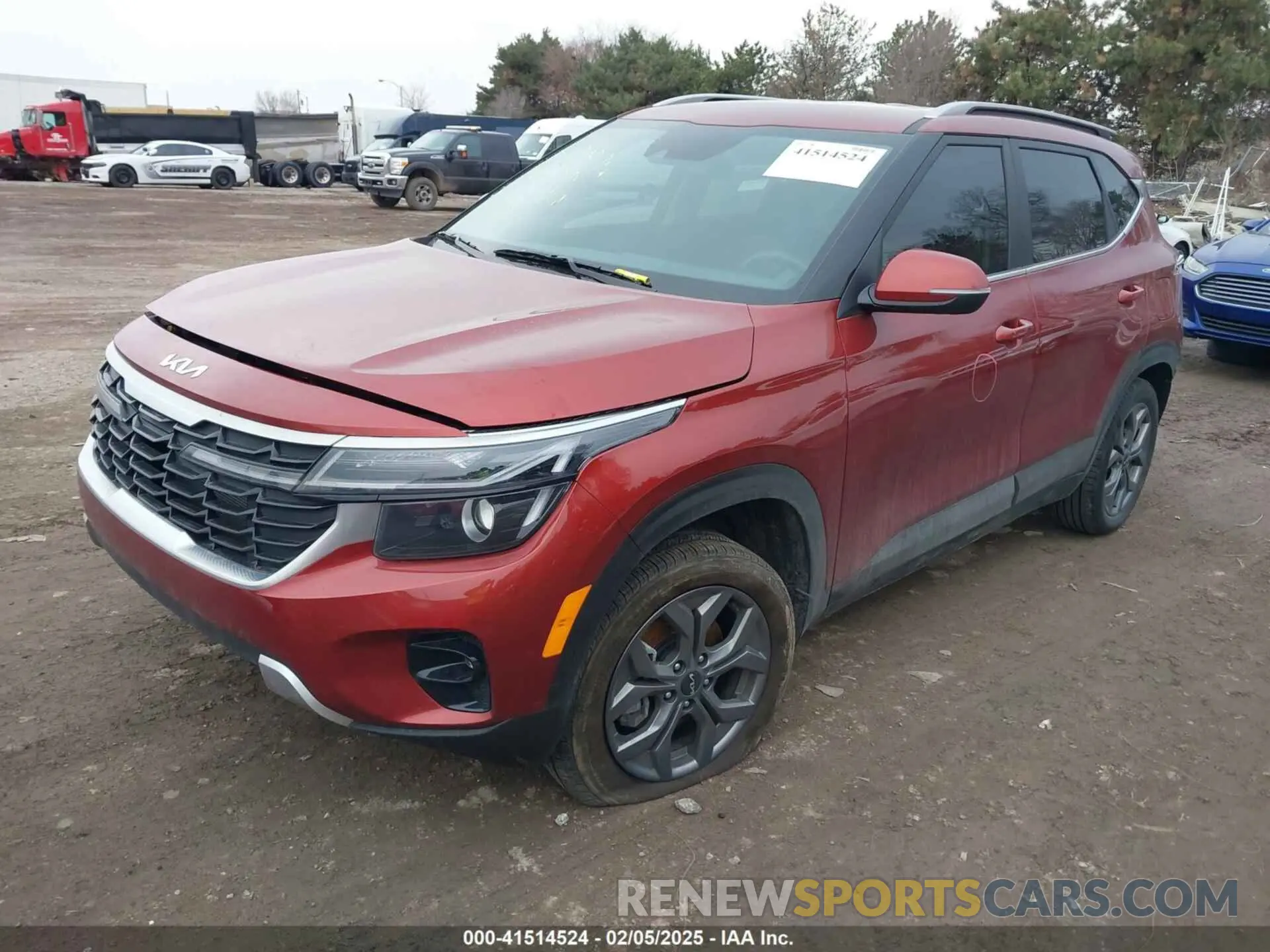 2 fotografías del automóvil dañado KNDEUCAA9R7591985 KIA SELTOS 2024