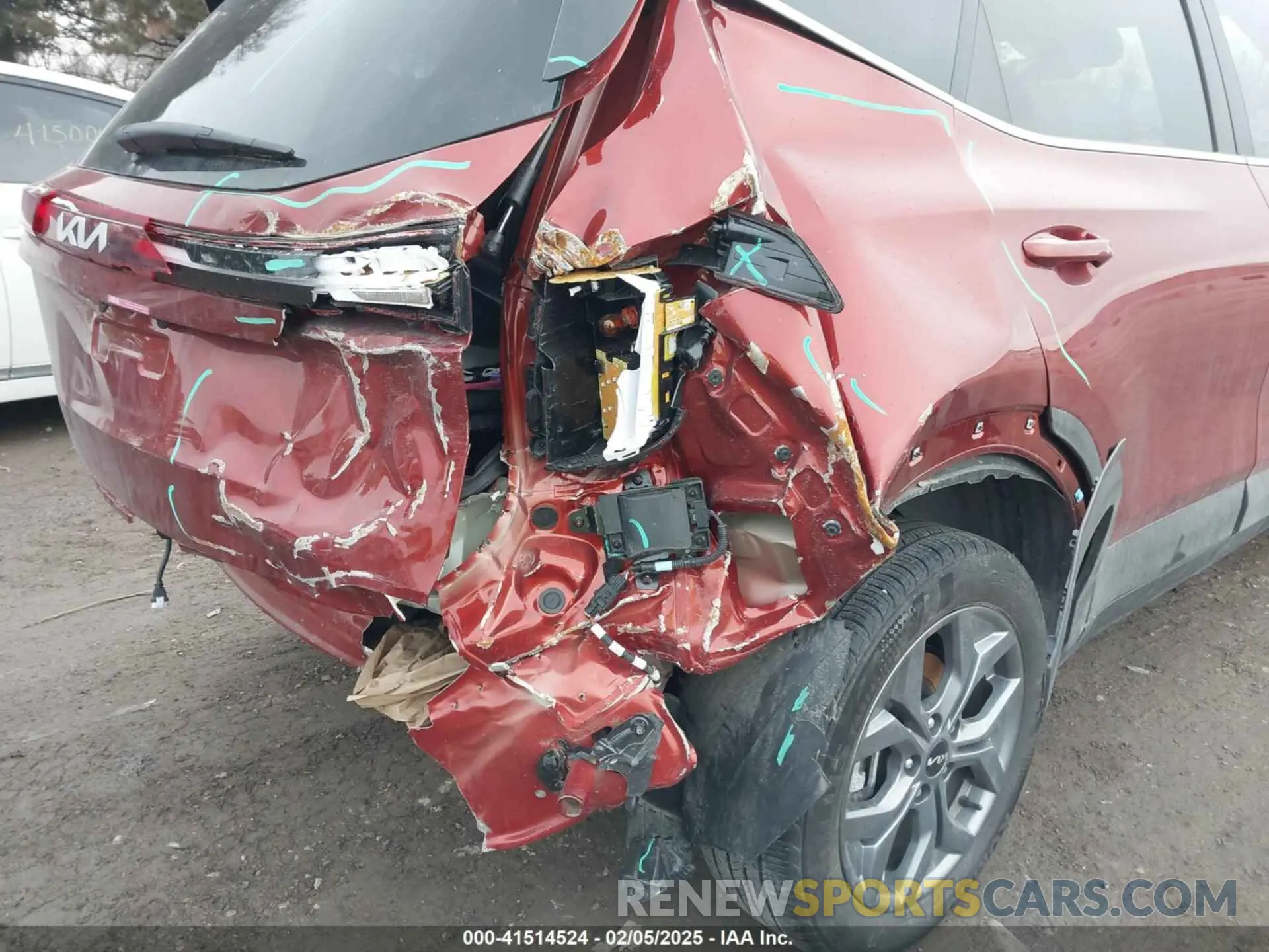 6 fotografías del automóvil dañado KNDEUCAA9R7591985 KIA SELTOS 2024