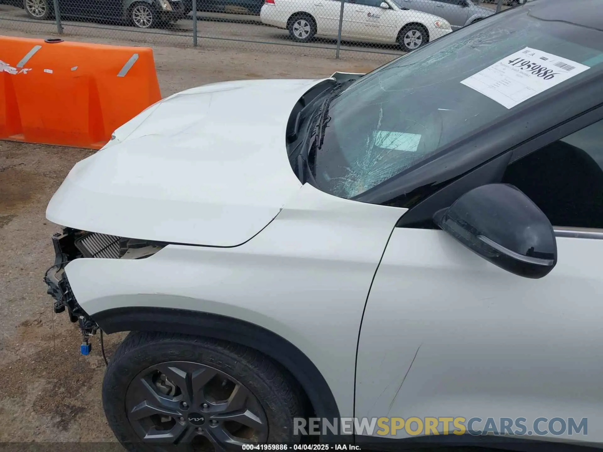 6 fotografías del automóvil dañado KNDEUCAAXR7582468 KIA SELTOS 2024