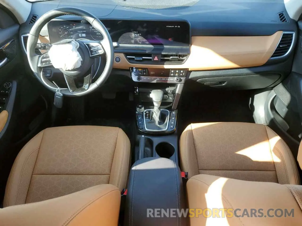 8 fotografías del automóvil dañado KNDERCAA2S7711925 KIA SELTOS 2025