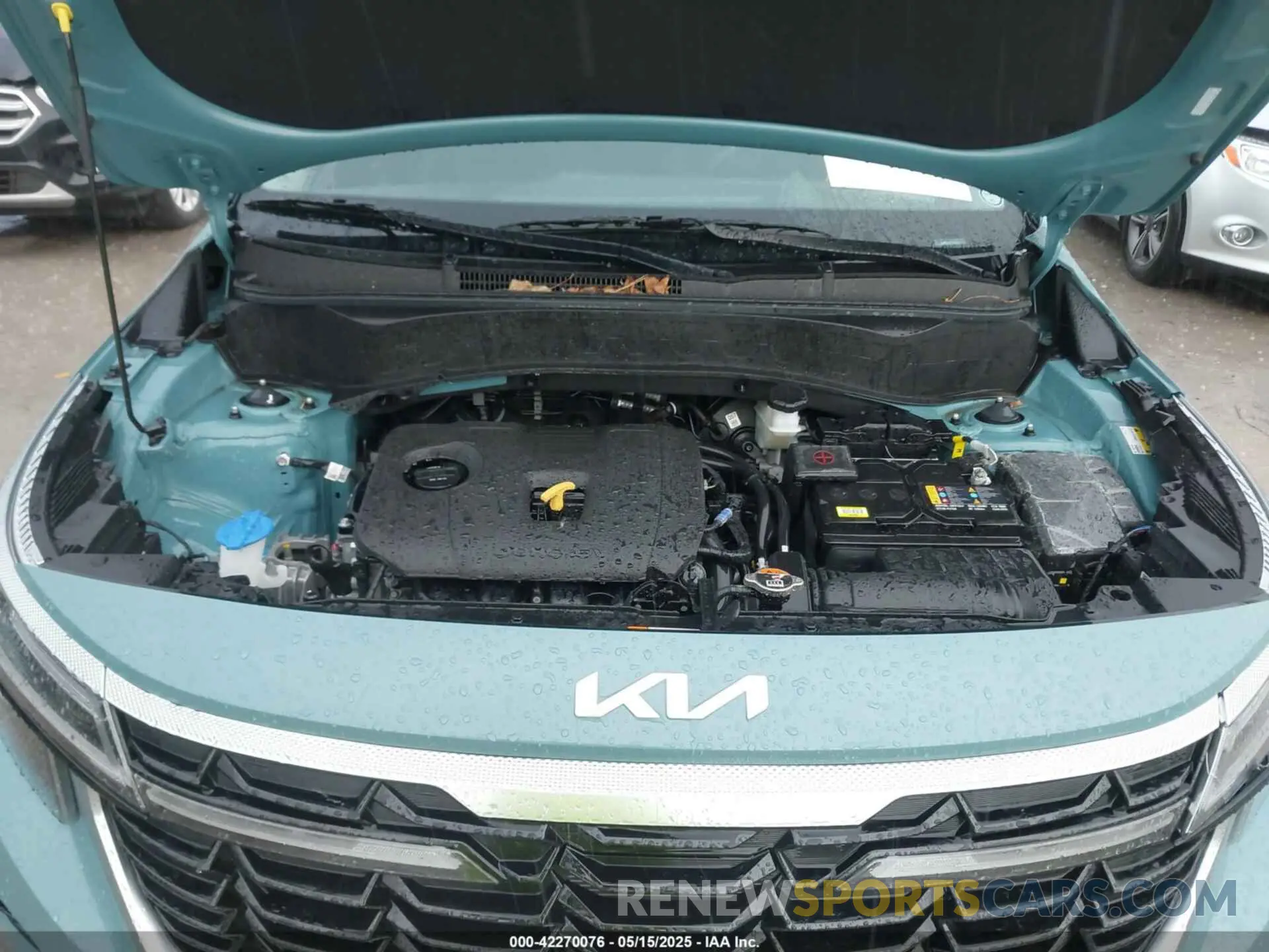 10 fotografías del automóvil dañado KNDERCAA4S7675493 KIA SELTOS 2025